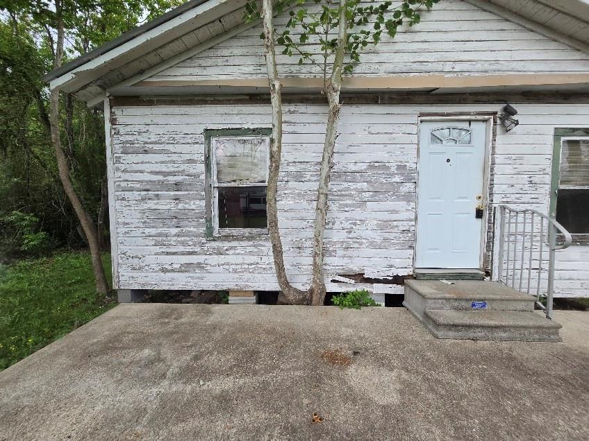 203 Cedar Circle — photo