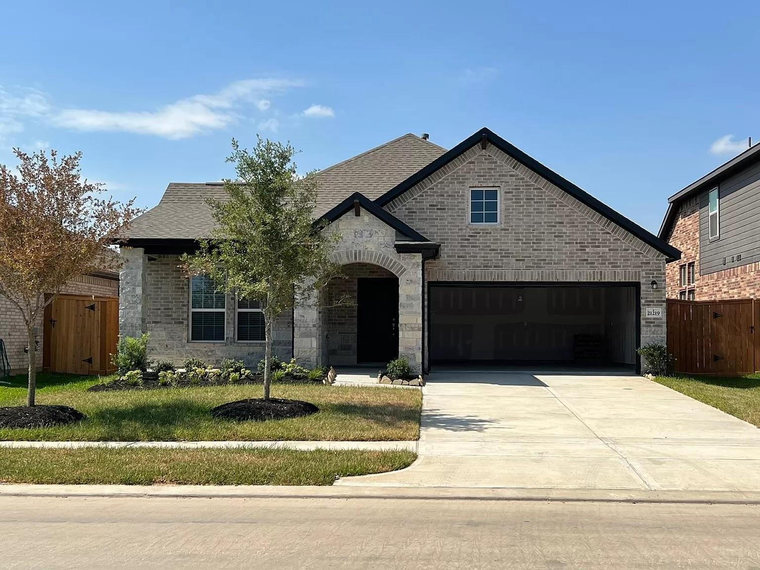 21219 Bering Reach Drive — photo
