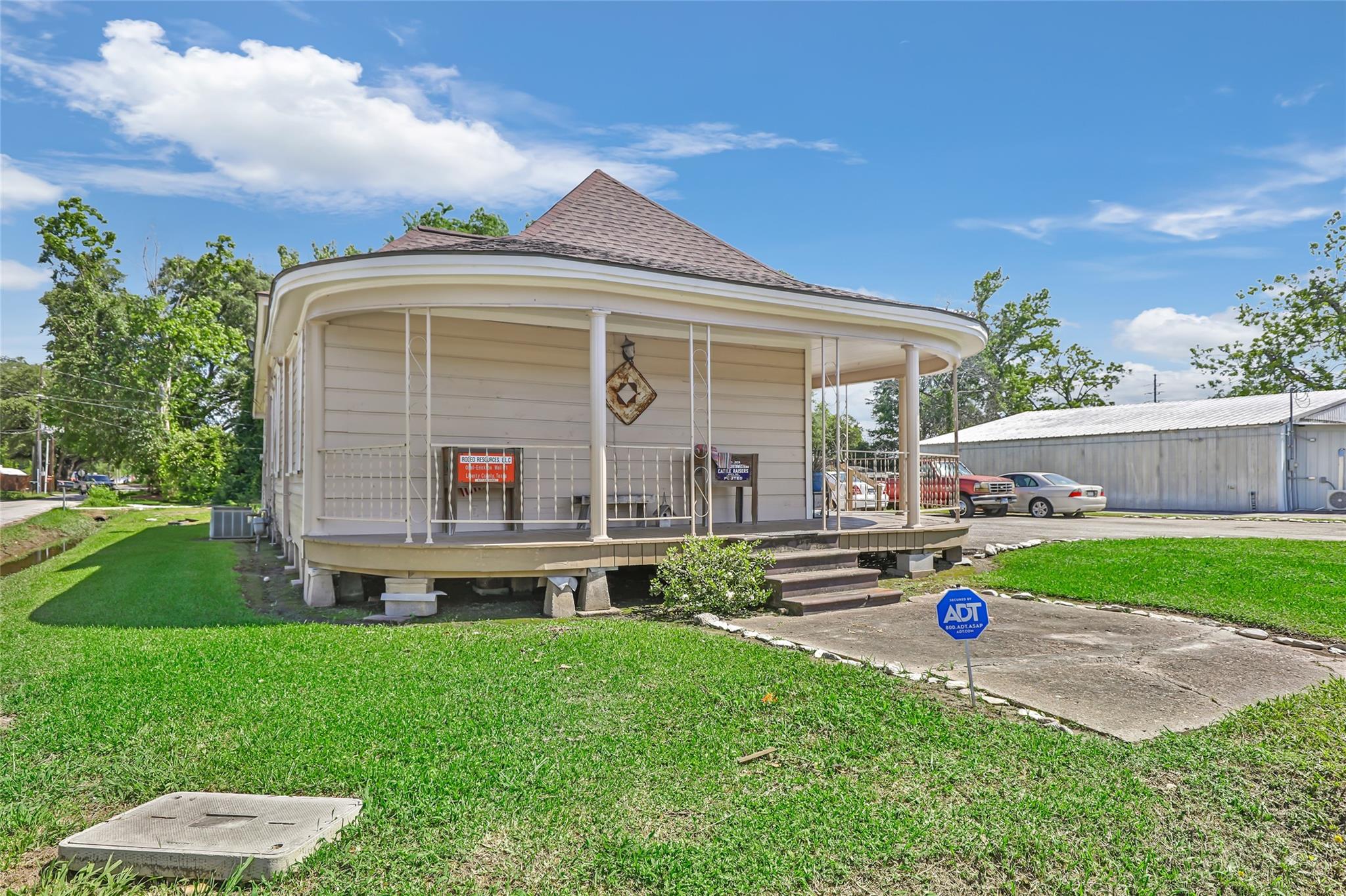 311 Depot Street — photo