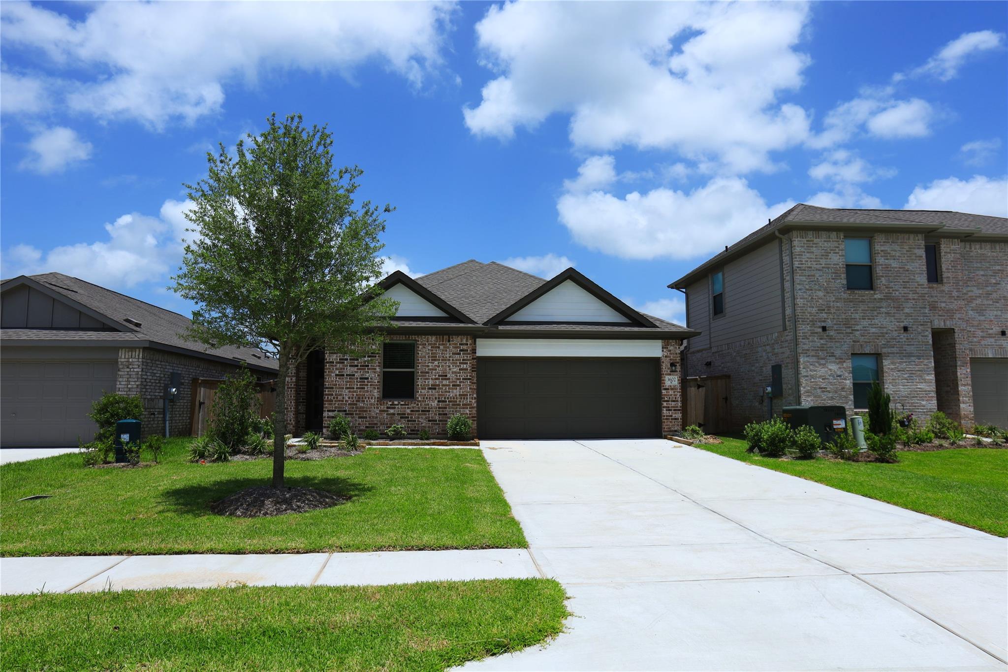 3602 Atlas Point, Angleton, TX 77515 — photo 2