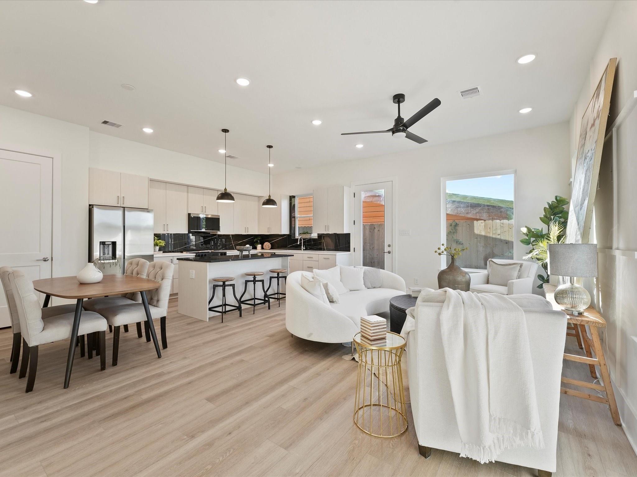 225 Noras Lane #F — photo