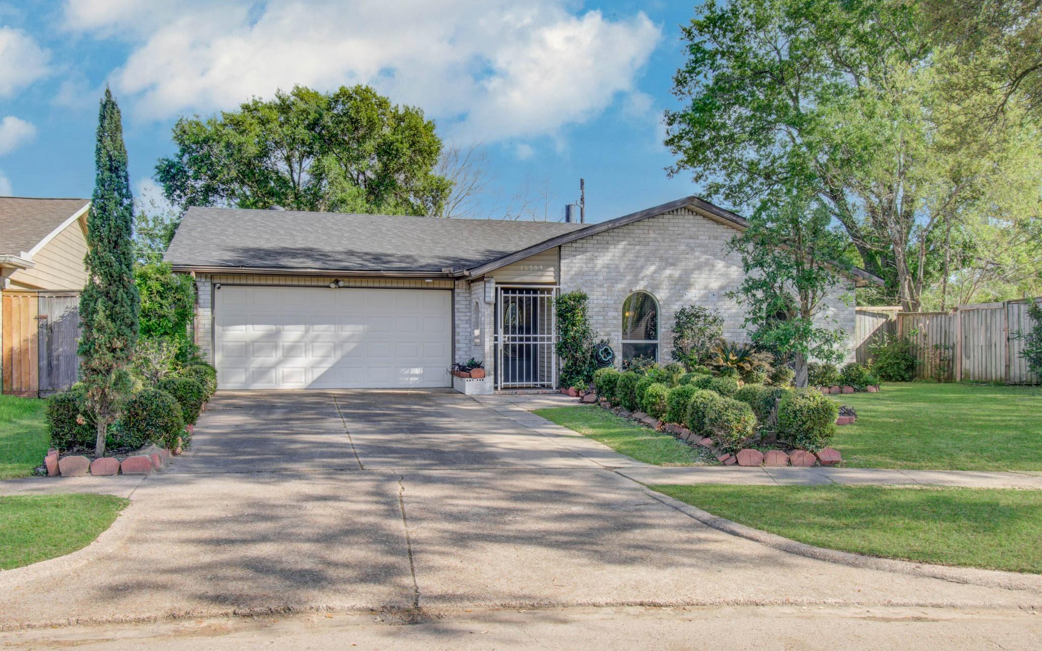 16603 Great Glen Drive — photo