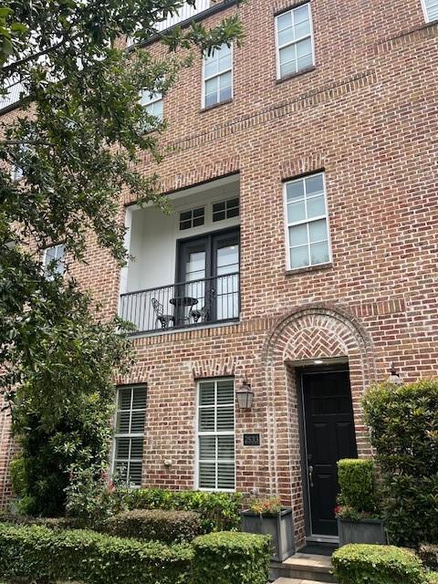2533 Lamar Street — photo