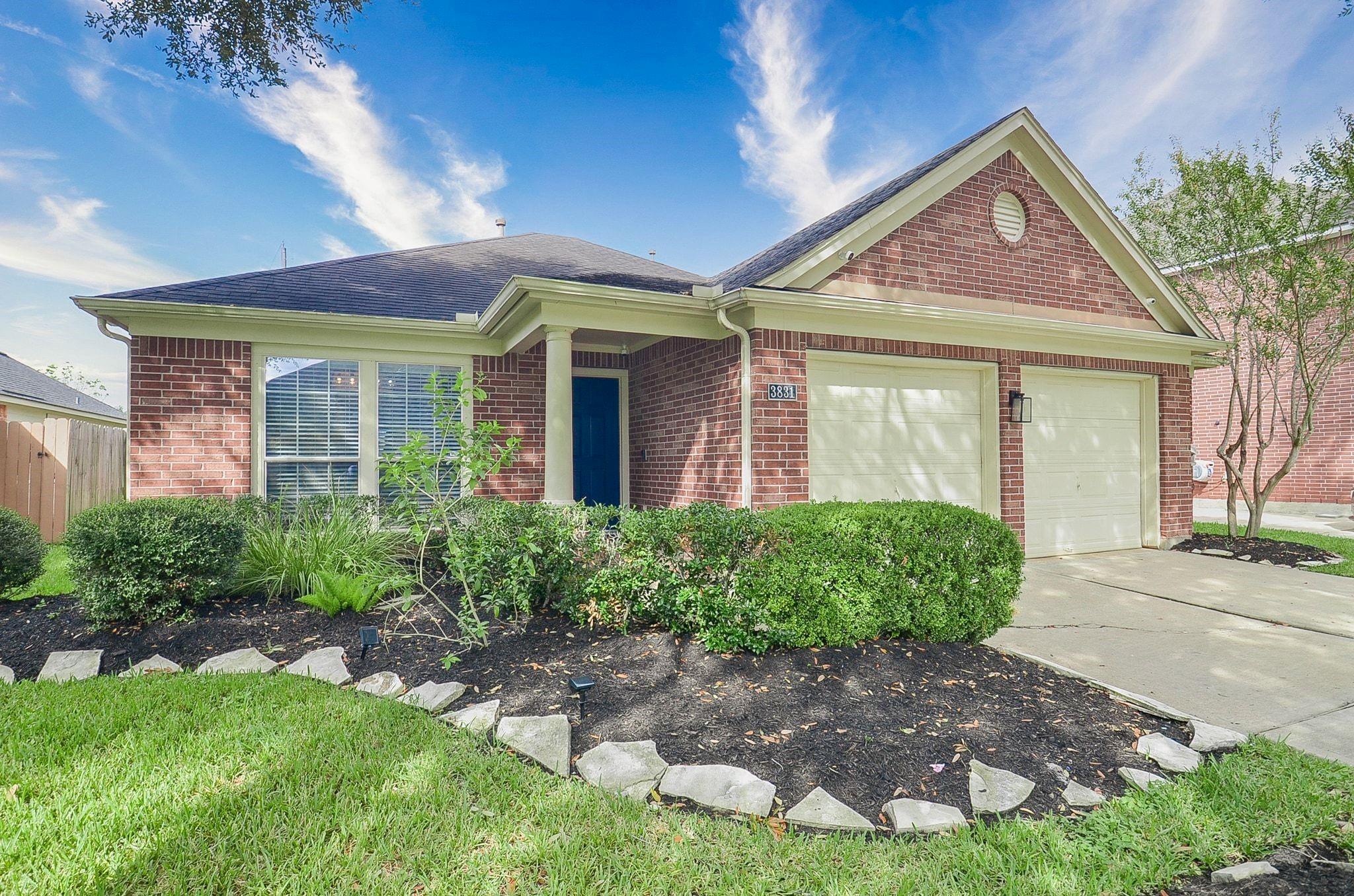 3831 Carters Lake Drive — photo