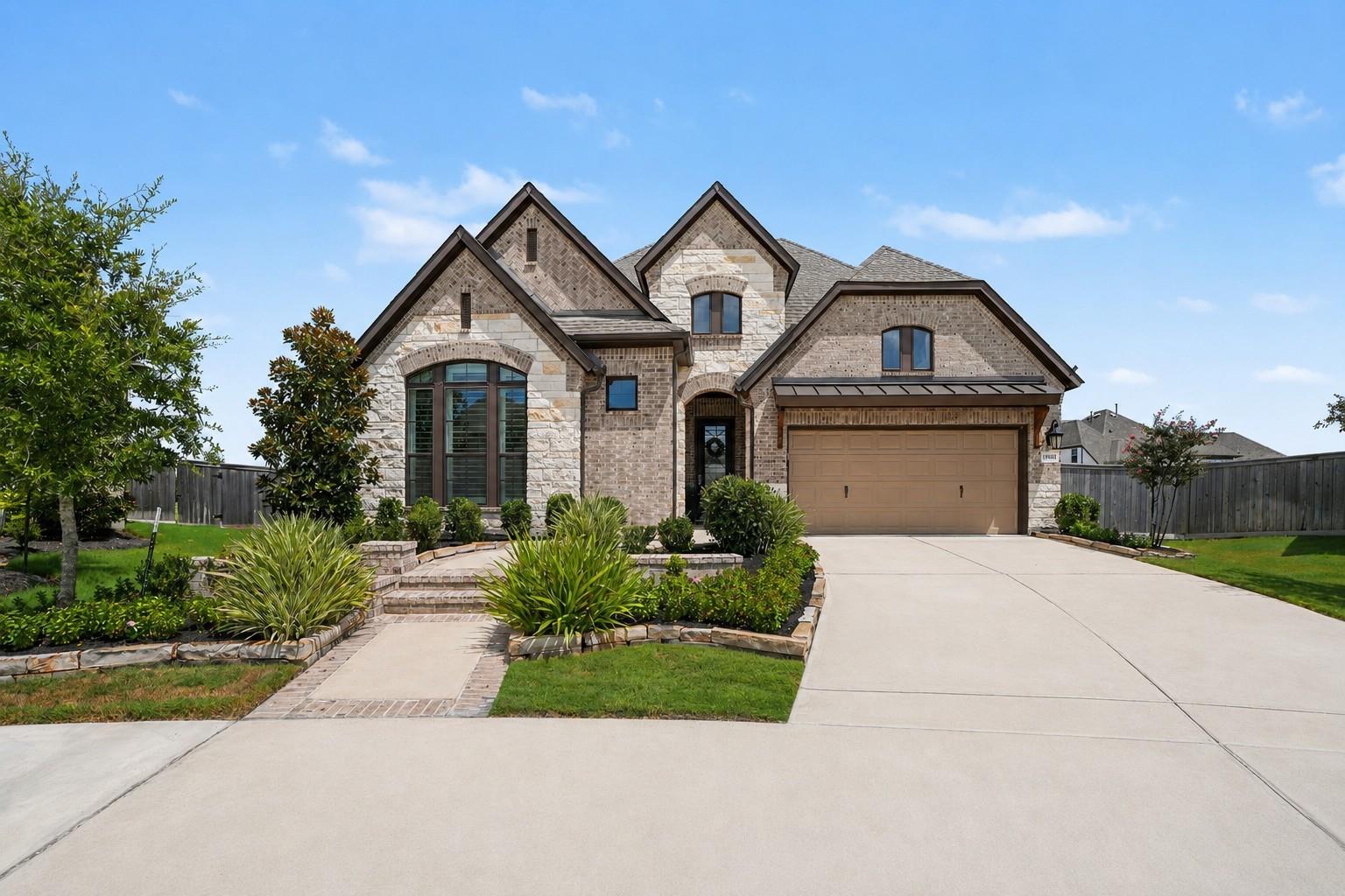 15010 Roadway Rock Court — photo