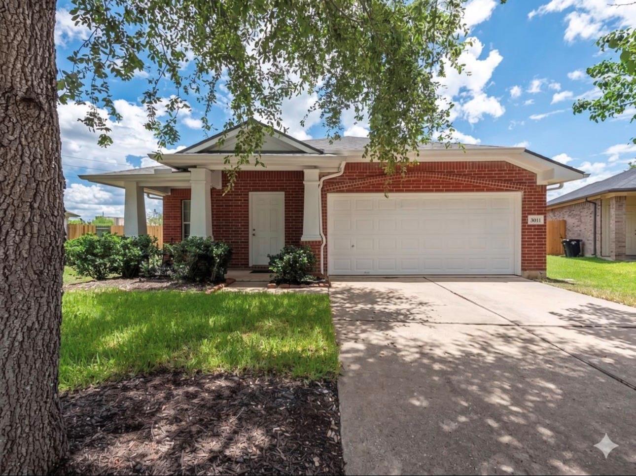 5918 Laramie River Court — photo