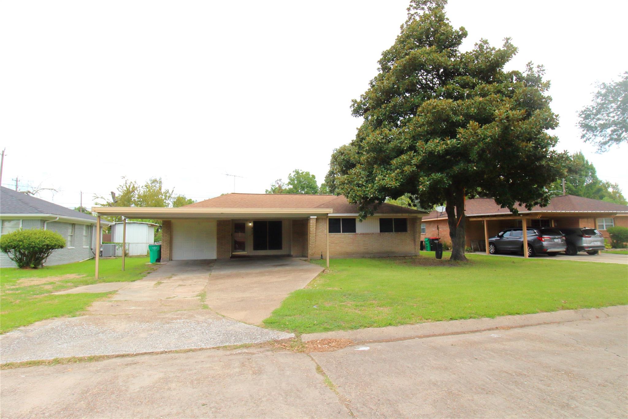 402 Chandler Drive — photo