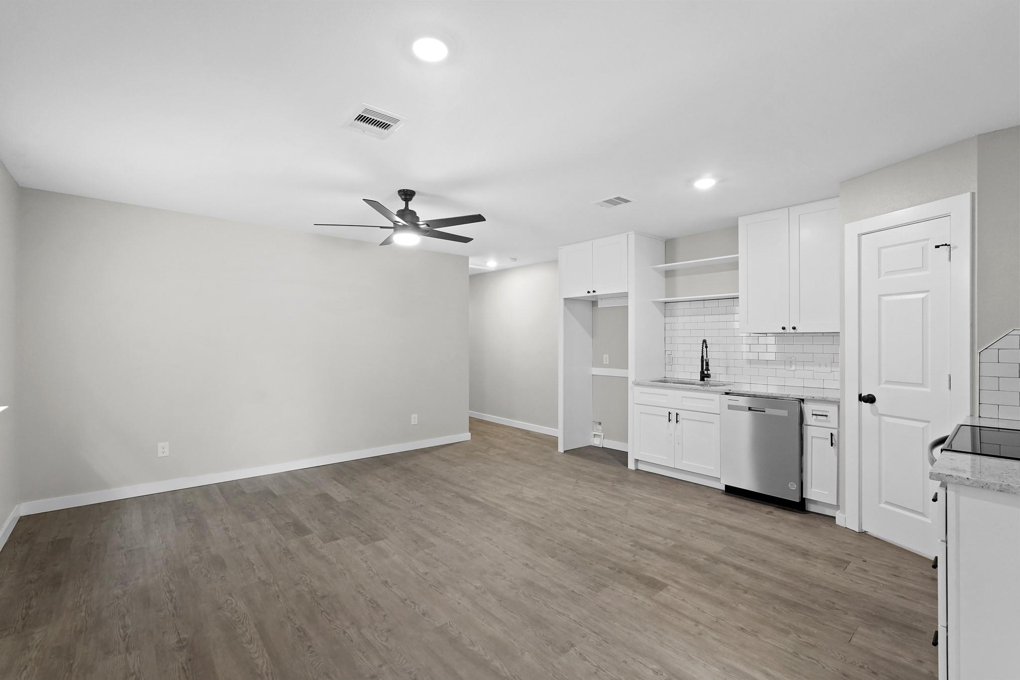 6121 Ridgemont Street #B — photo