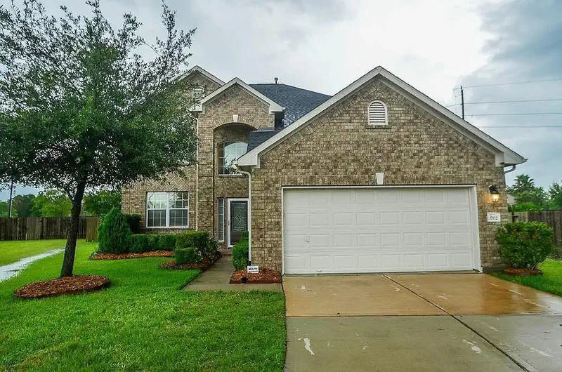 1702 Lansing Cove Drive — photo