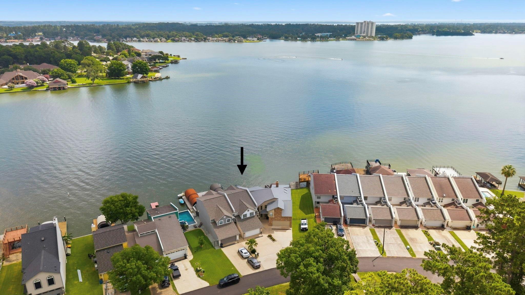 1208 Lake View Drive — photo