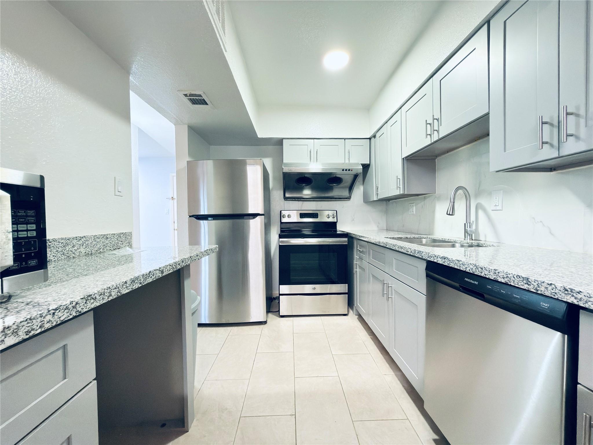 6201 Ranchester Drive #29 — photo
