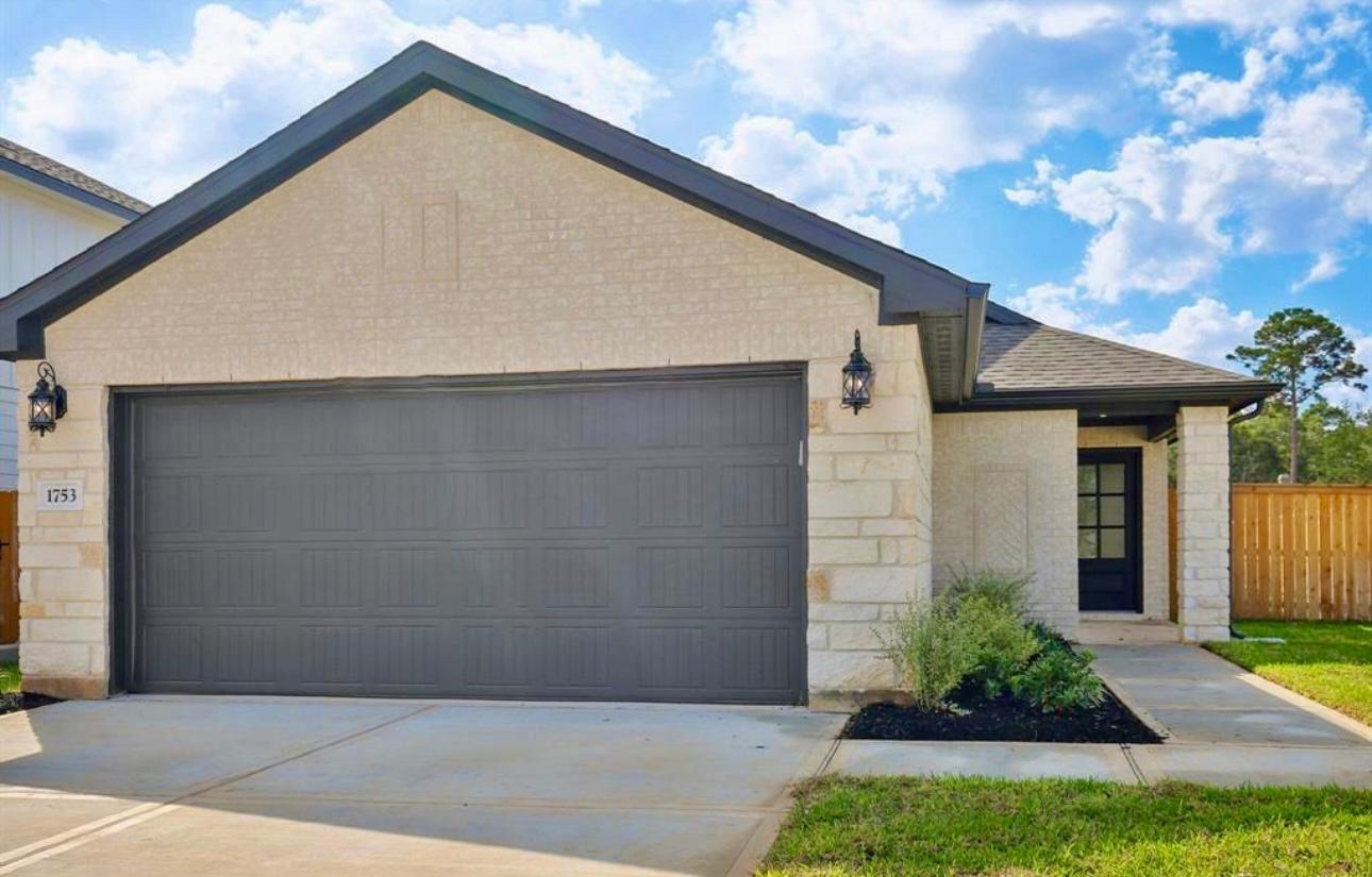 1753 Cayden Oak — photo