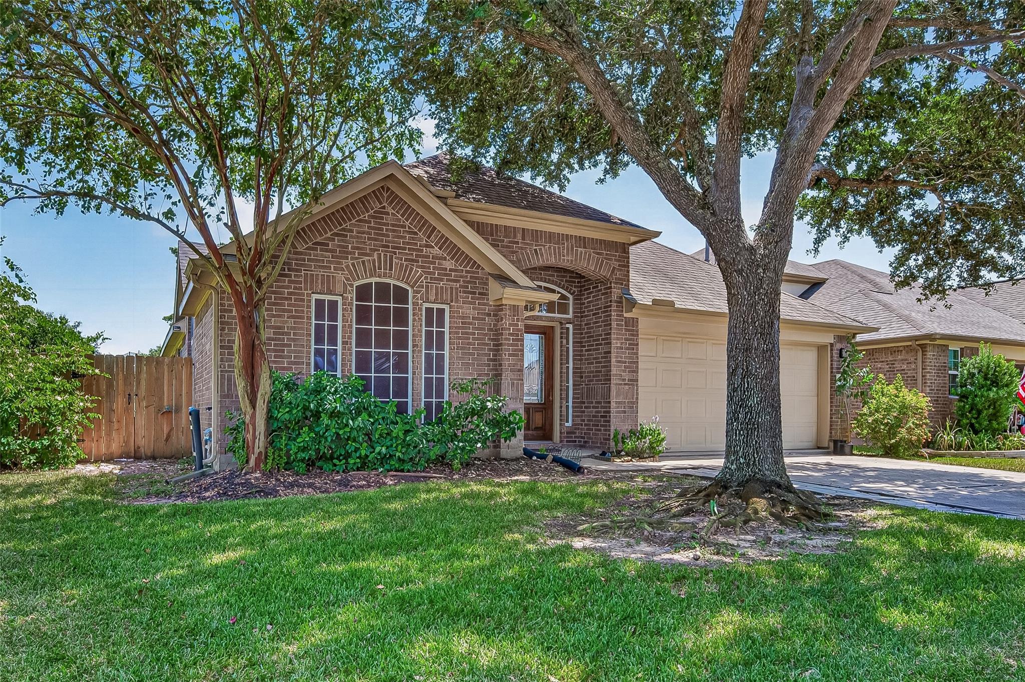 2014 Foxgate Drive, Rosenberg, TX 77471 — photo 2