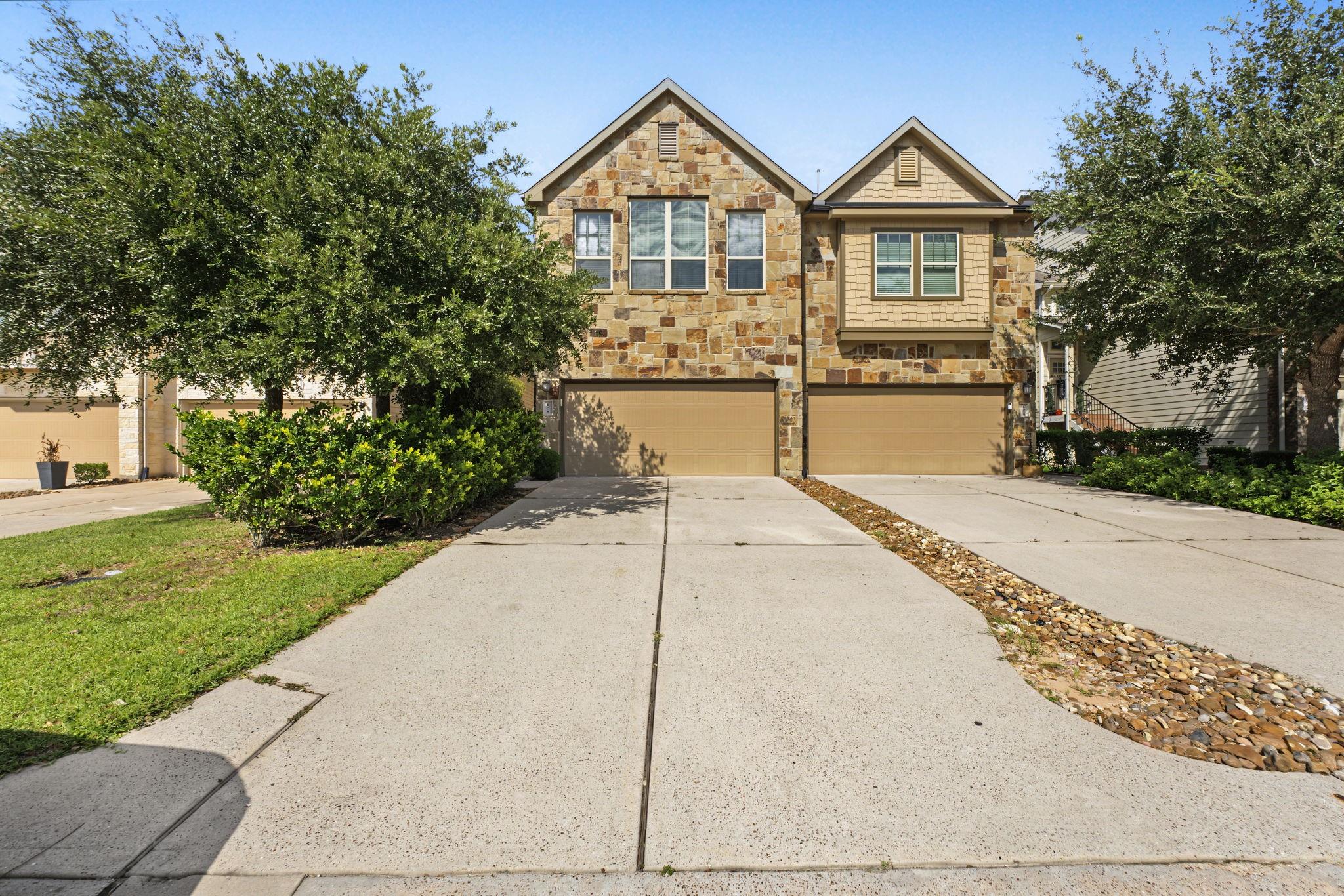 178 Biltmore Loop, Montgomery, TX 77316 — photo 2