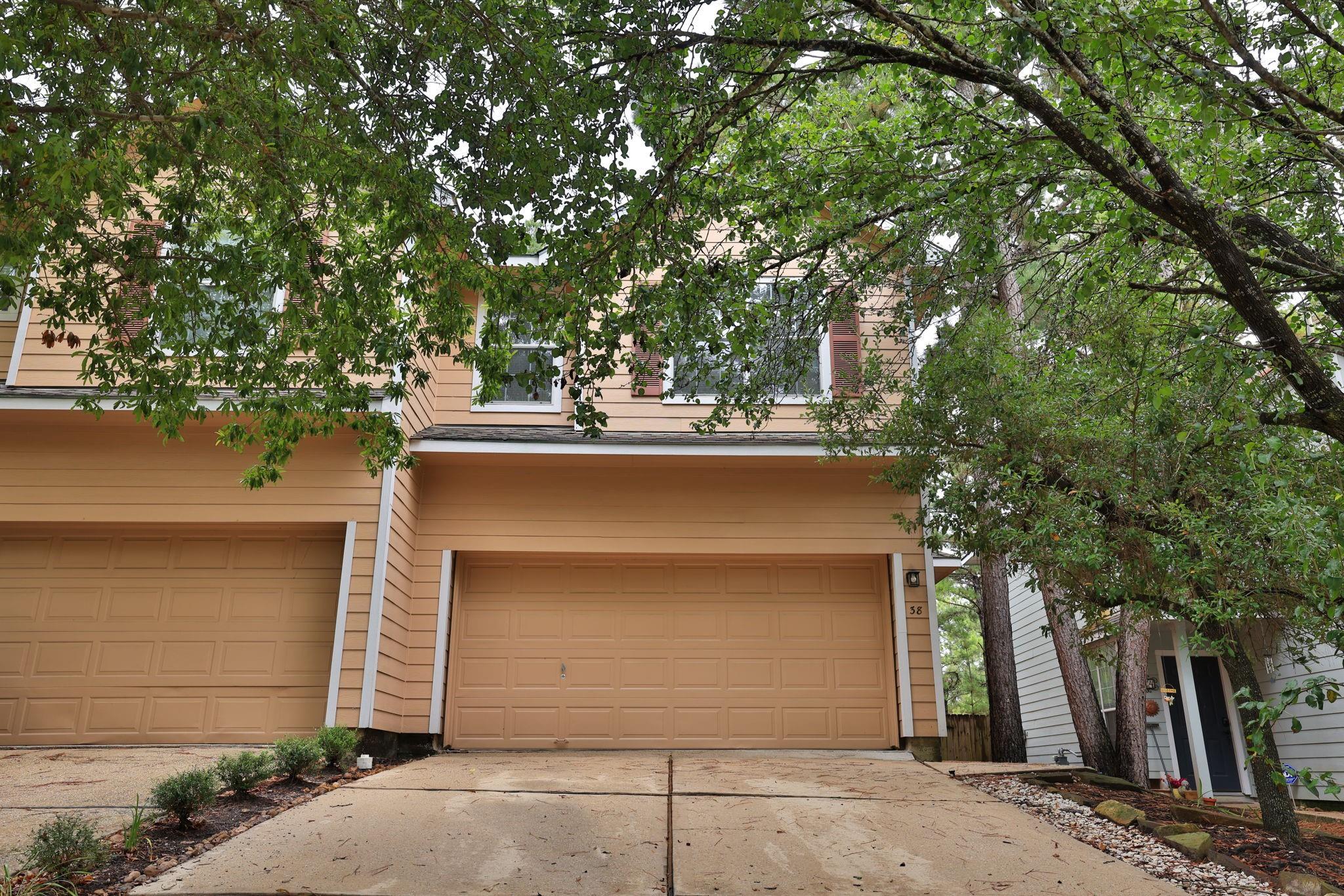 38 Blue Creek Place — photo