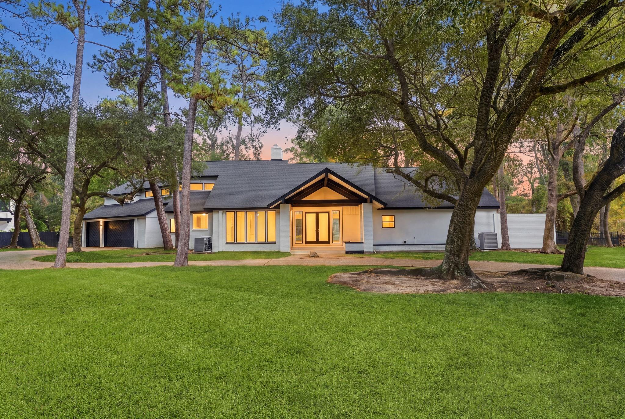 3 Rain Fern Court — photo