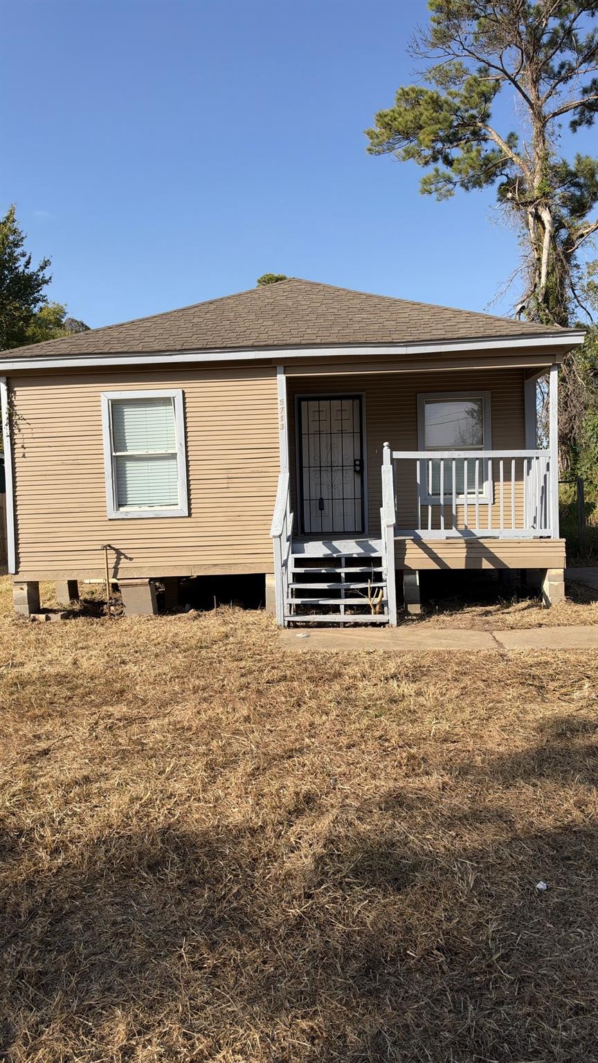 5713 Senior Street — photo