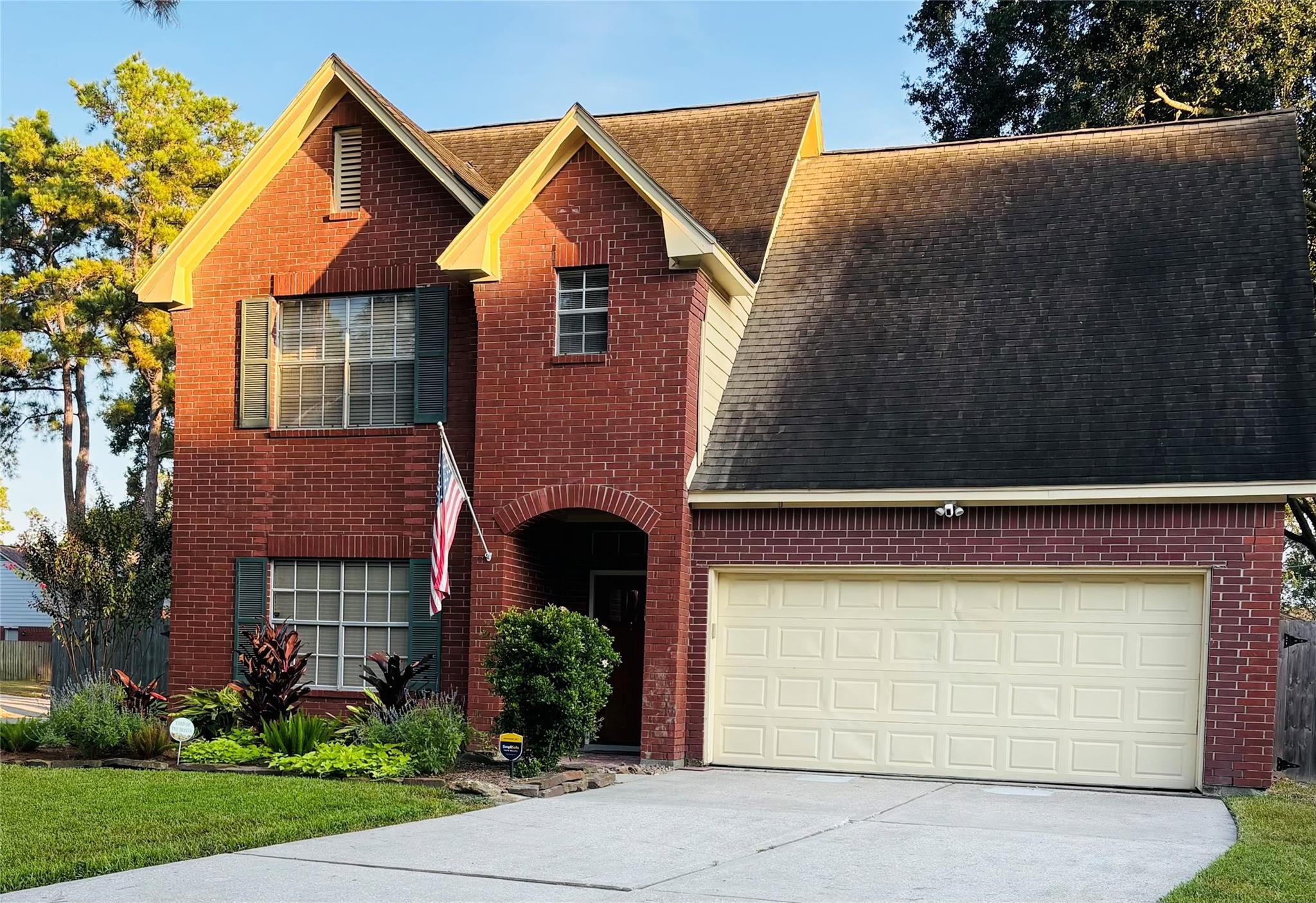 3215 Shady Maple Court — photo