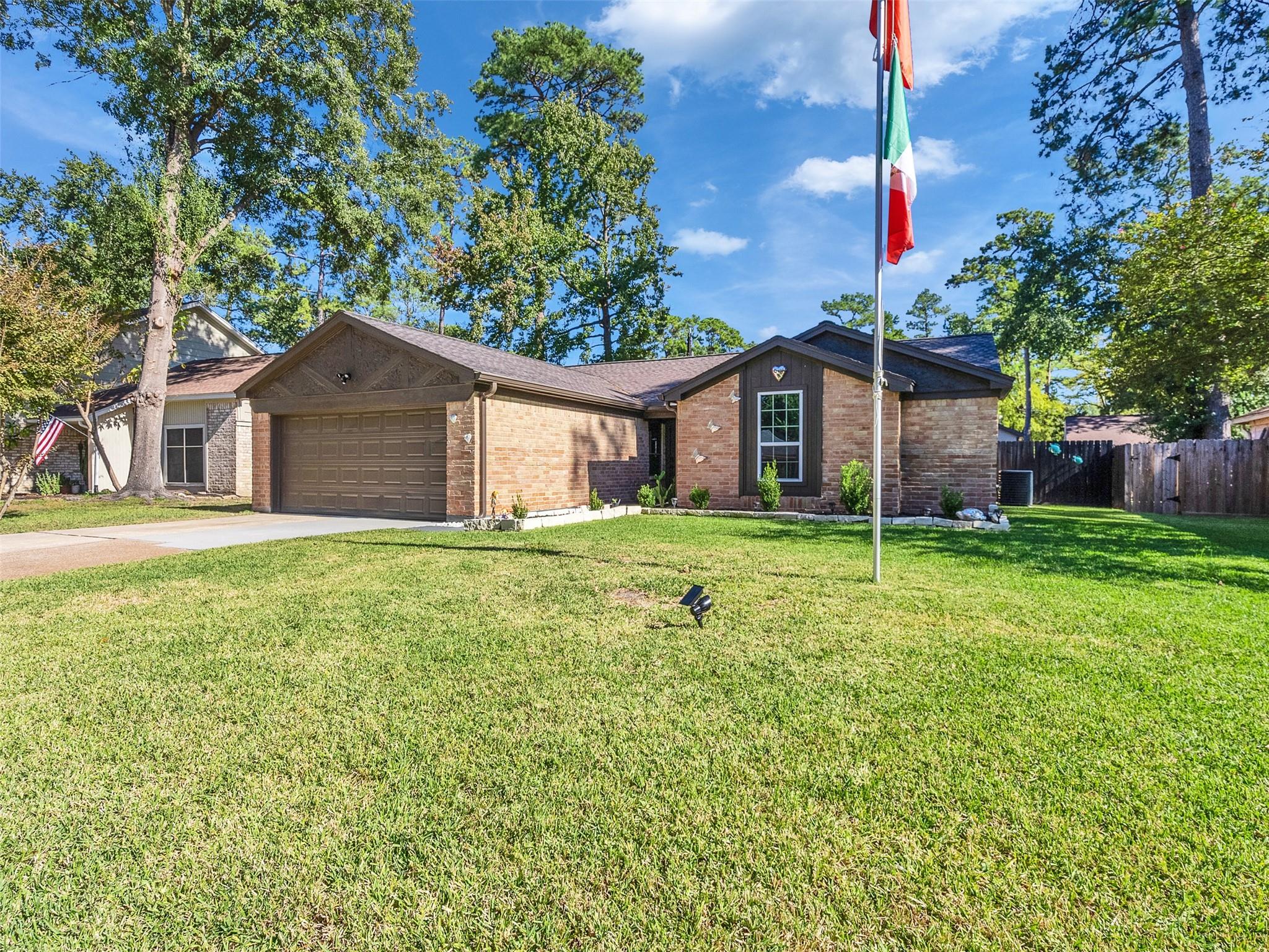 15102 Rolling Oaks Drive — photo