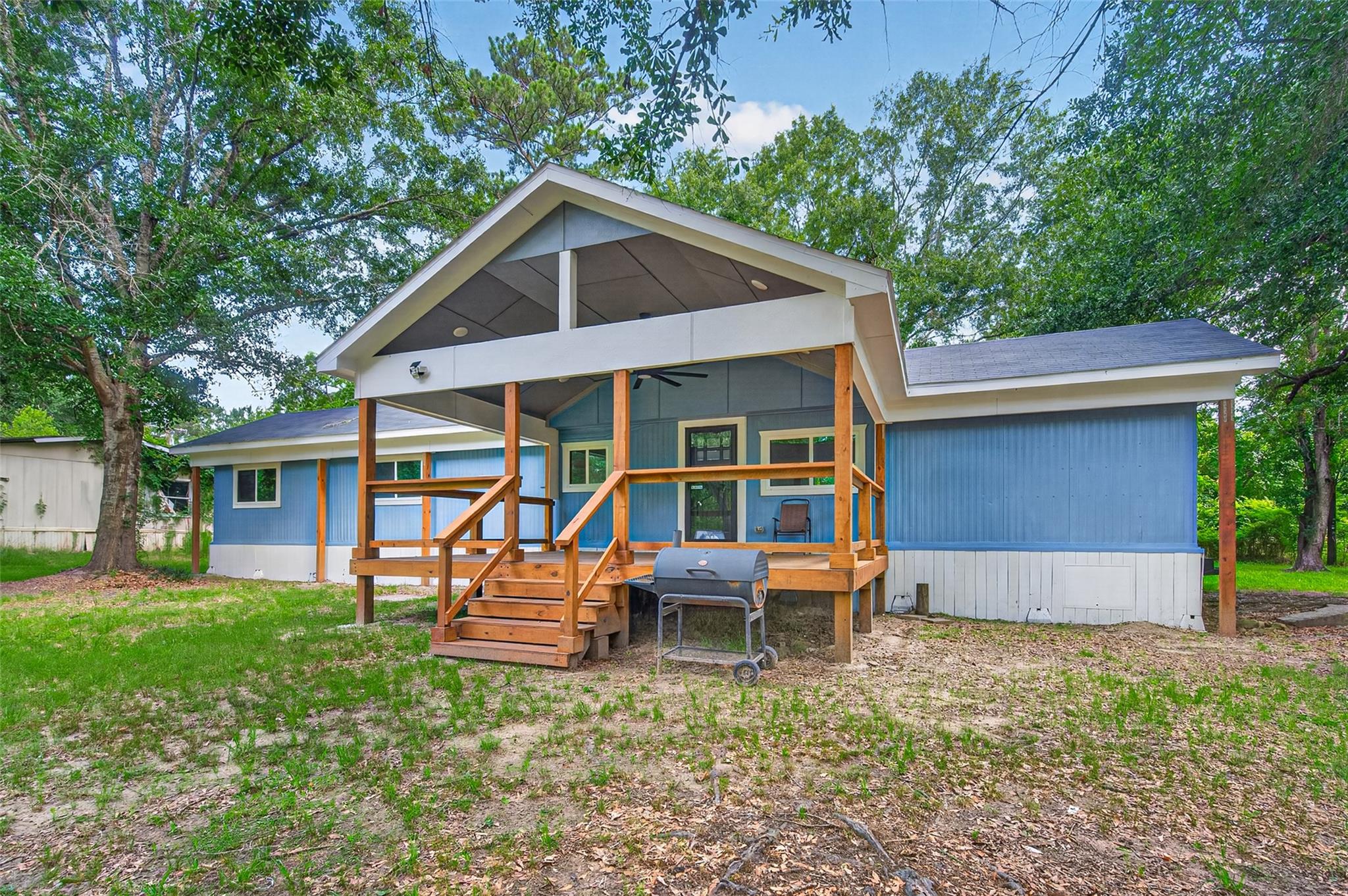 127 Pine Wood, Trinity, TX 75862 — photo 2