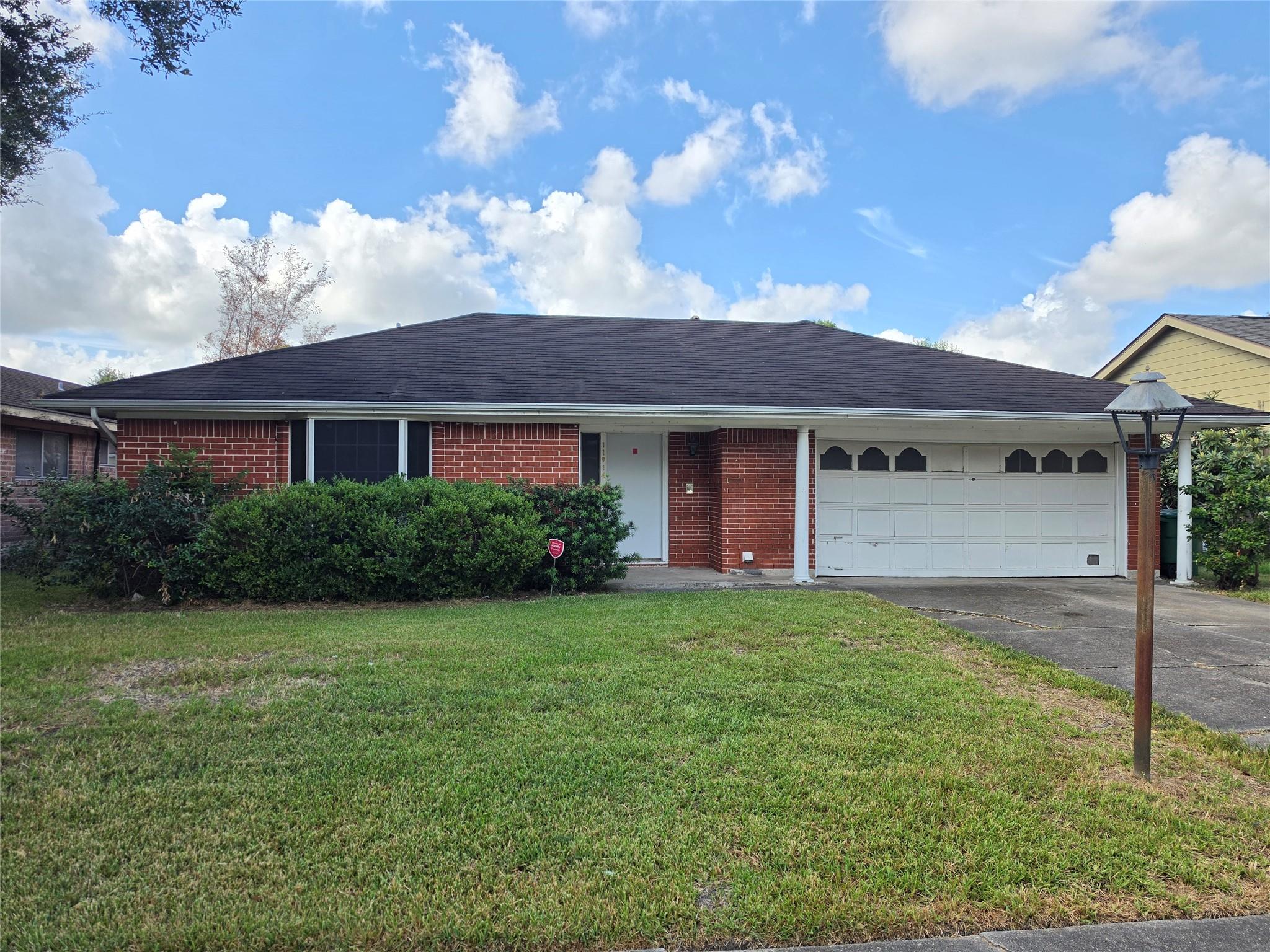 11914 Kirkbriar Drive — photo