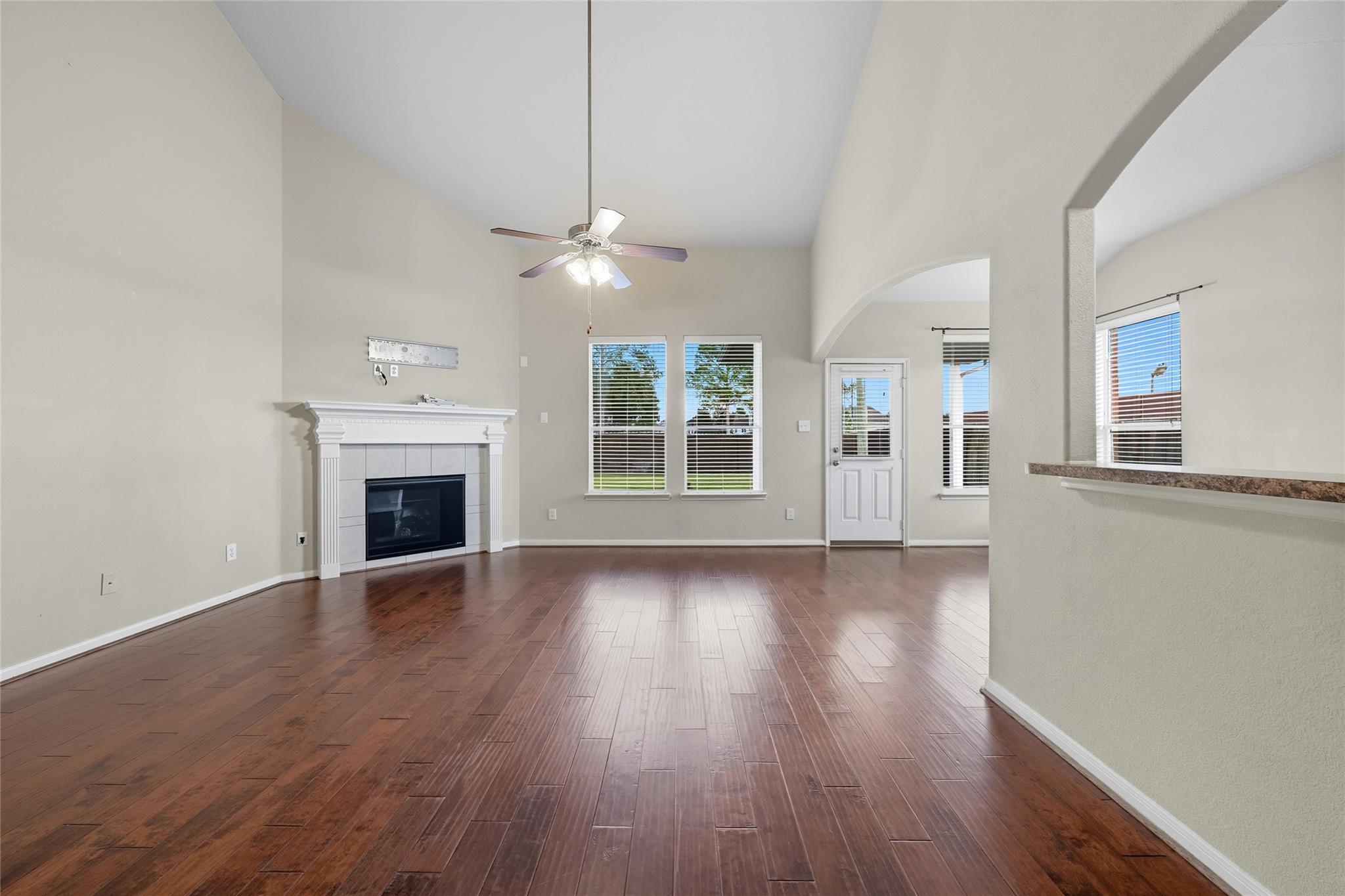 2551 Marquette Trail — photo