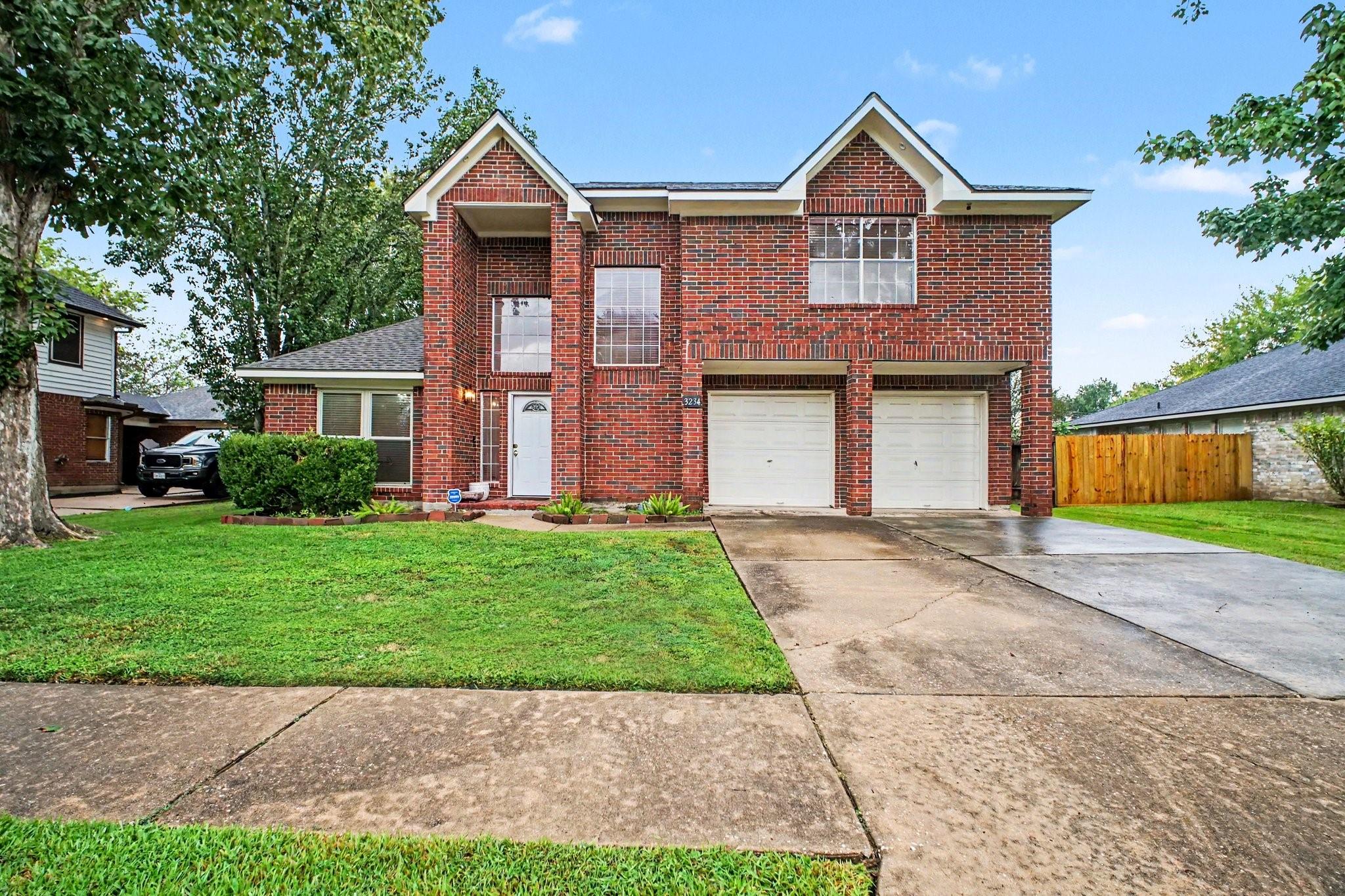 3234 Lee Circle — photo