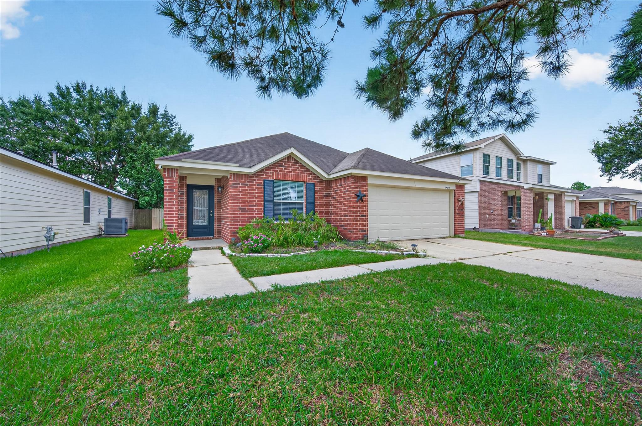 24019 Kingbriar Drive — photo