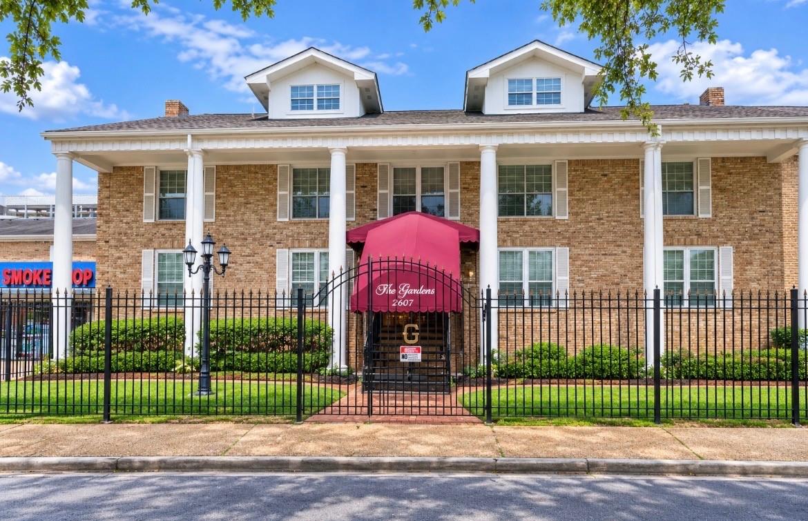 2507 Montrose Boulevard #39 — photo