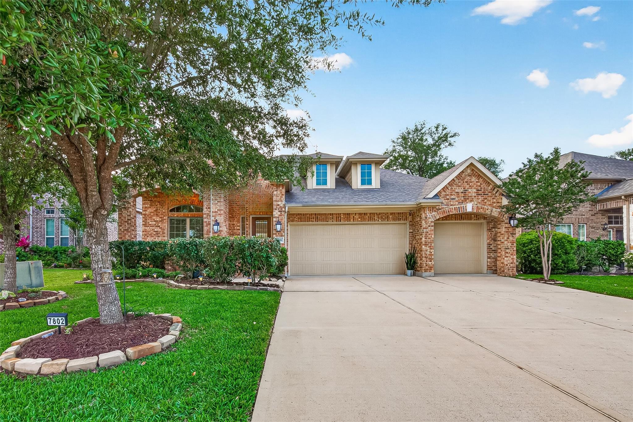 7802 Mesquite Hill Lane — photo