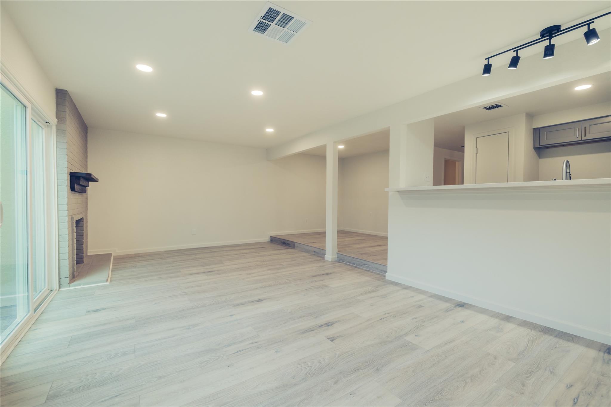 12553 Wellington Park Drive — photo