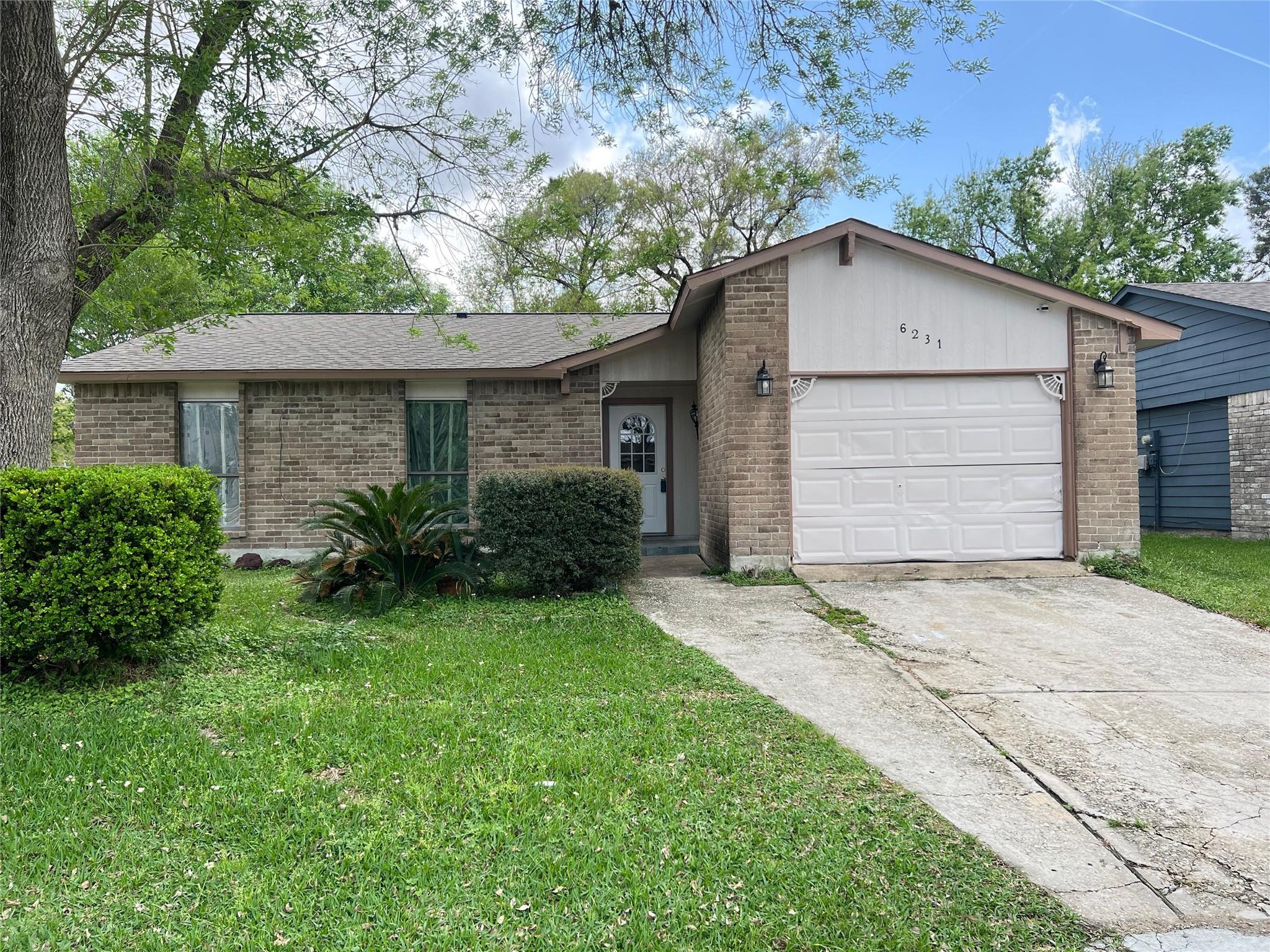 6231 Hollow Pines Drive — photo
