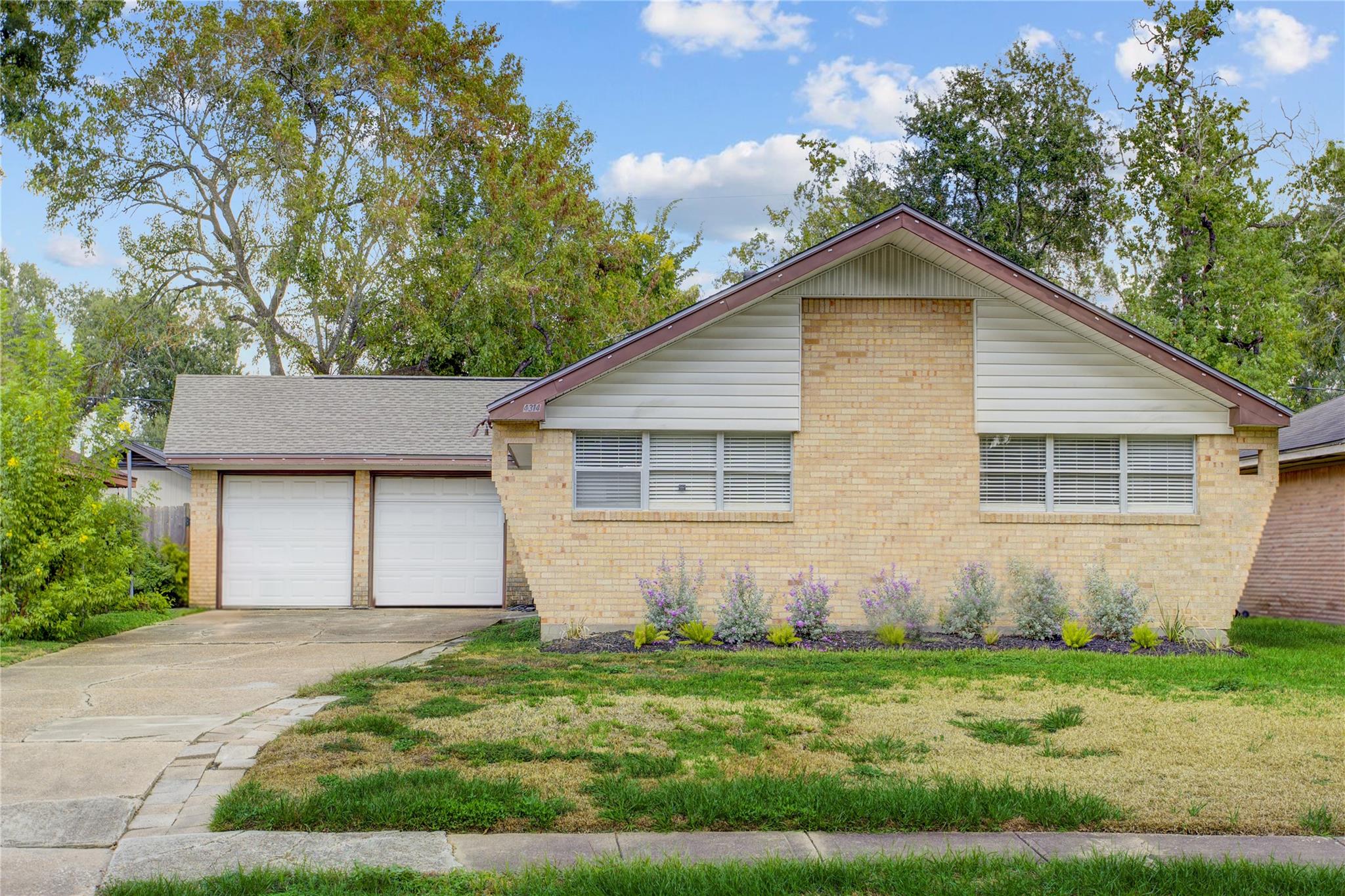 4314 Benning Drive — photo