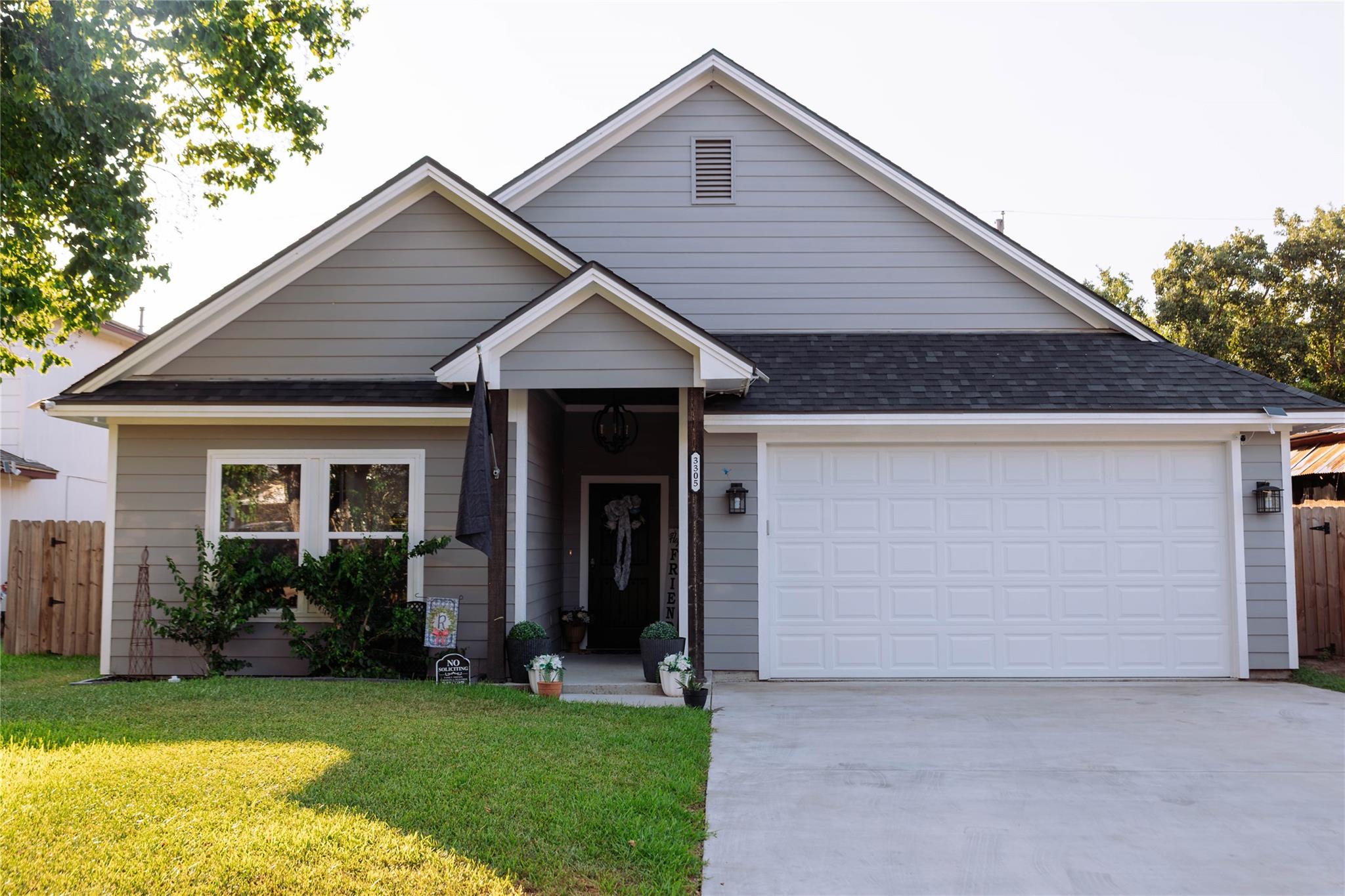 3305 Judythe Court — photo