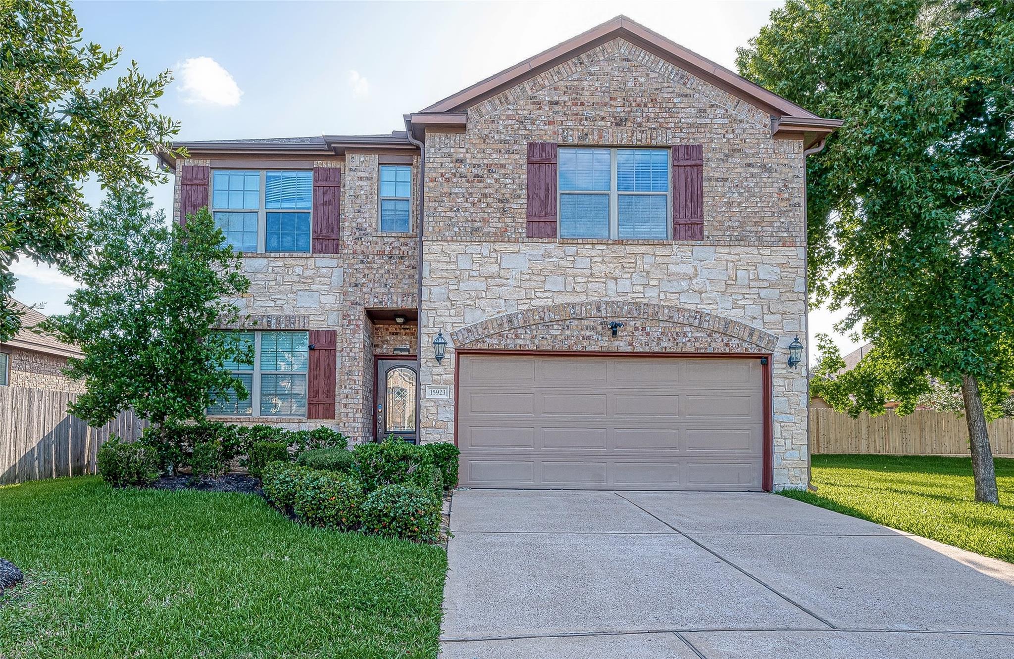 15923 Eldora Springs Court — photo