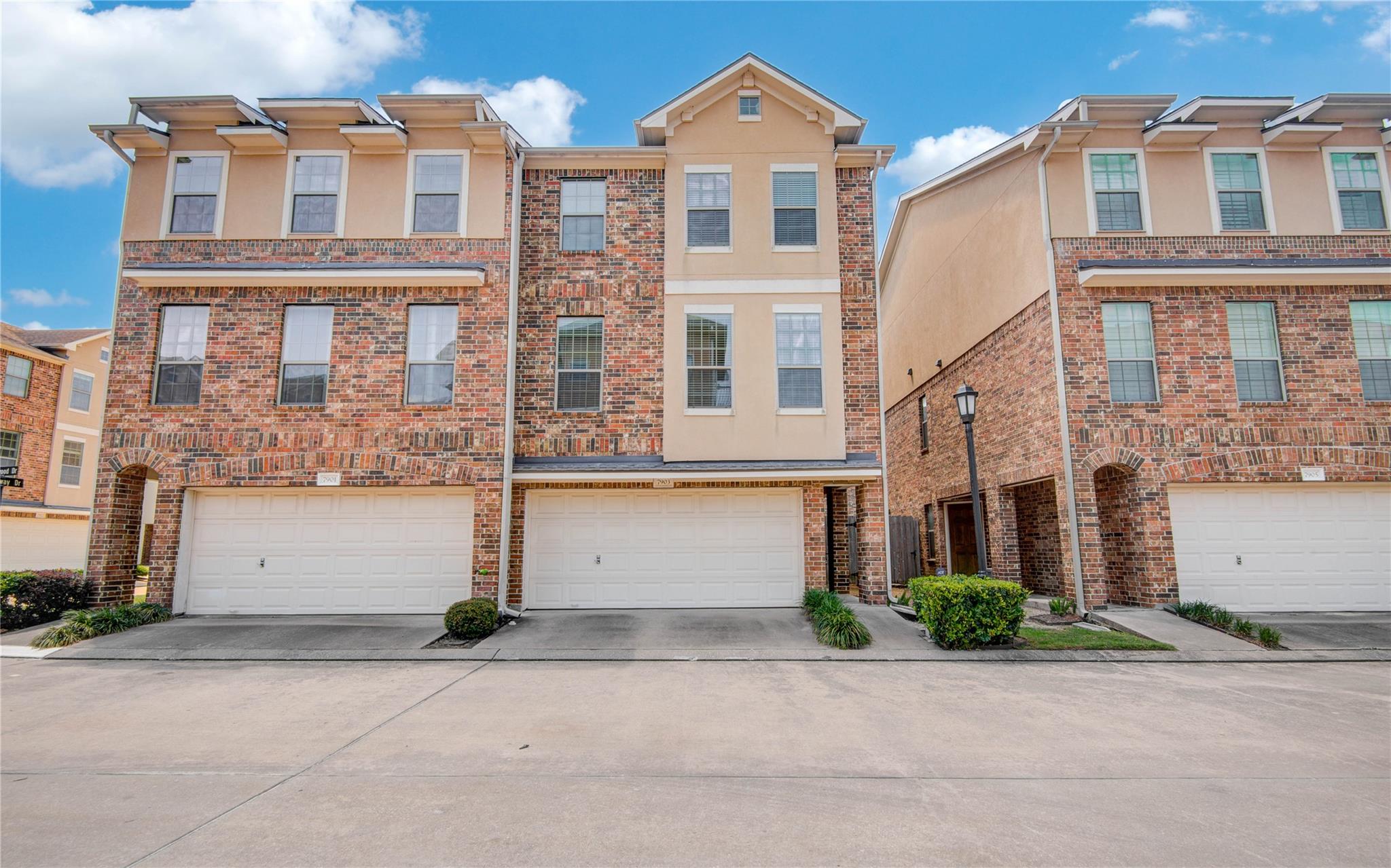 7903 Bachwood Drive — photo
