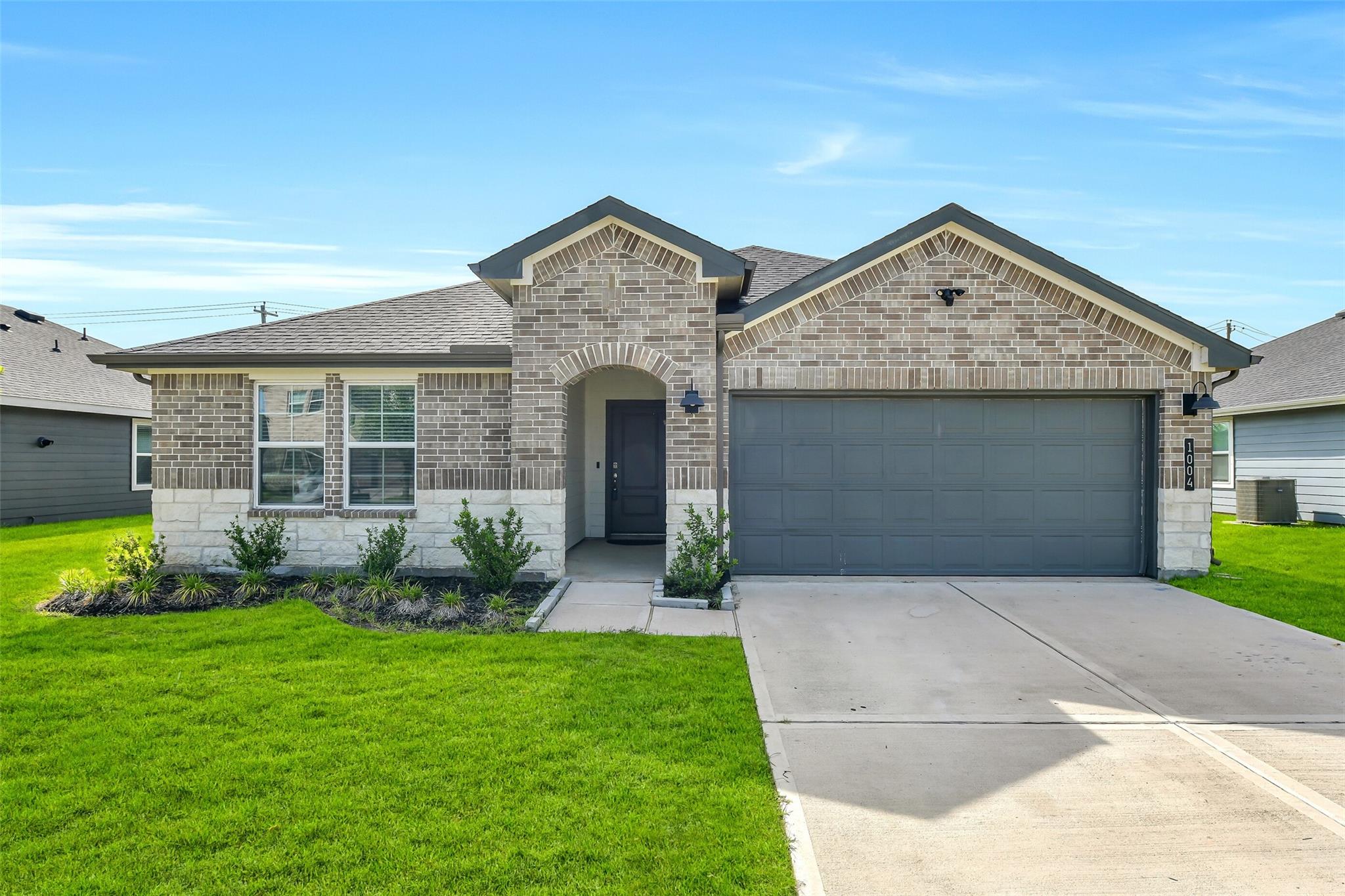 1004 Great Barracuda Lane — photo