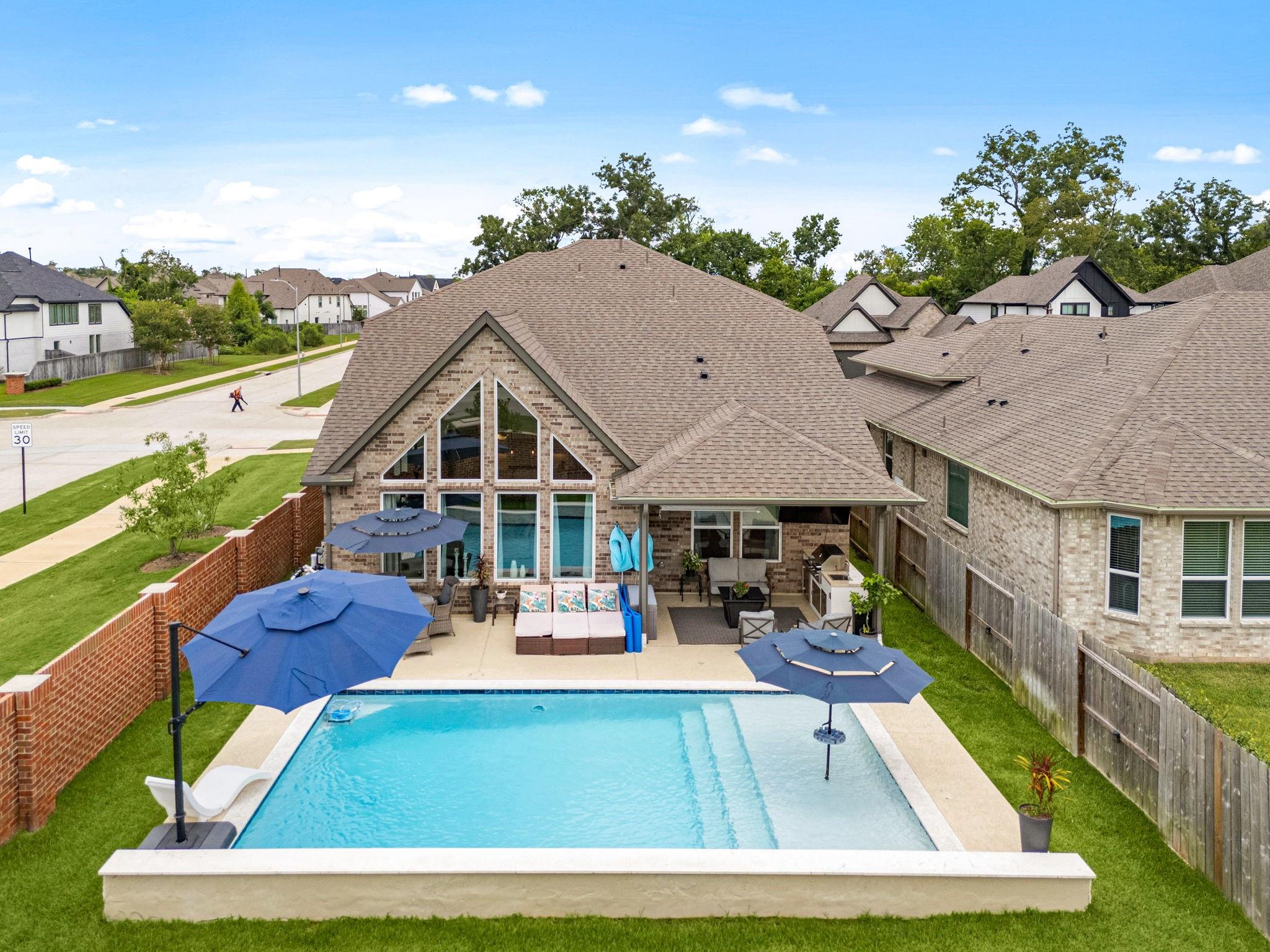 1835 Waters Branch Drive — photo