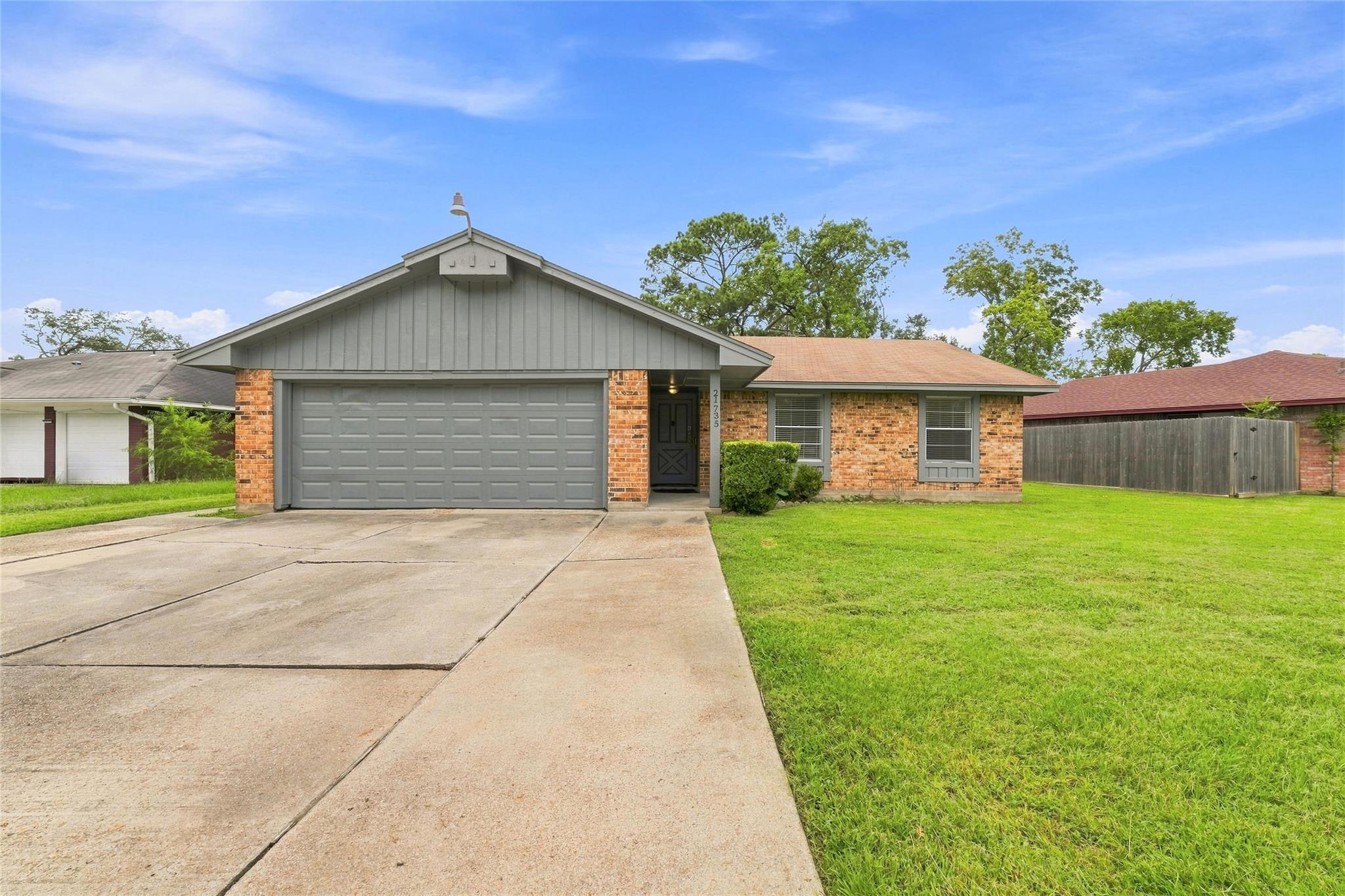 21735 Greenham Drive, Houston, TX 77388 — photo 2