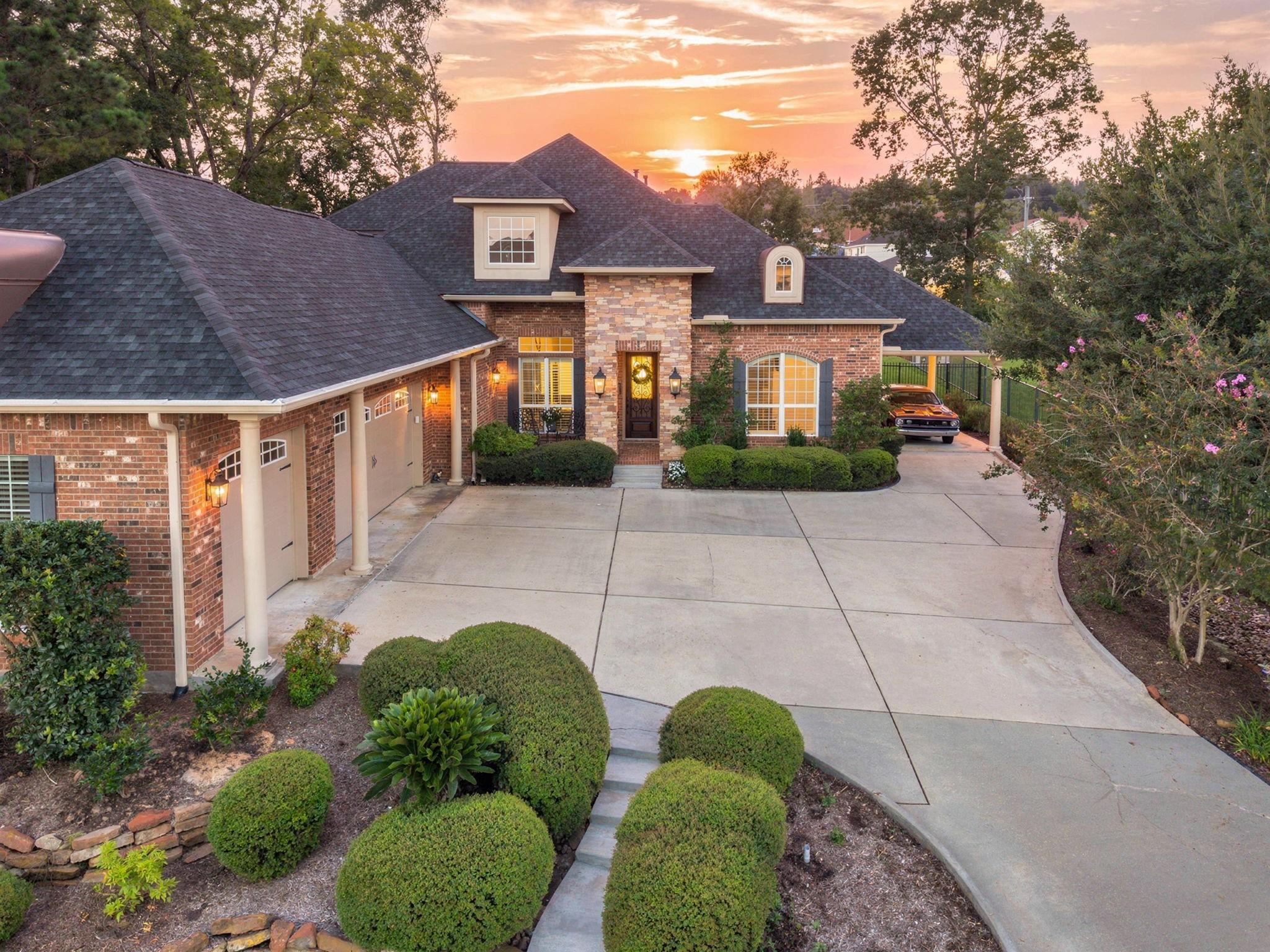 266 Blue Heron Drive — photo