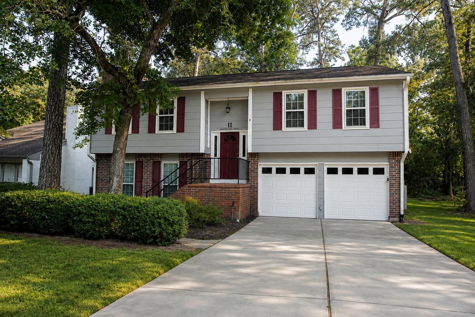11 Hickory Oak Drive — photo