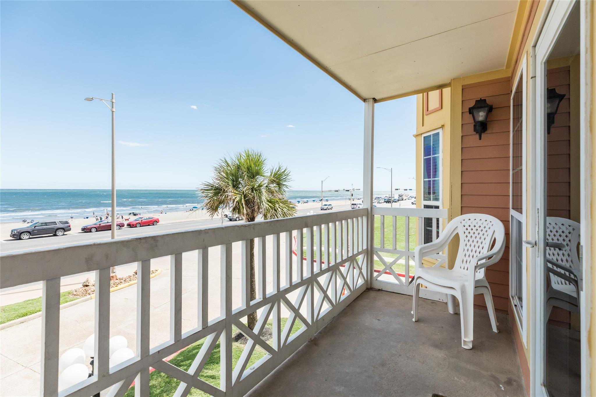 6300 Seawall Boulevard #1201 — photo