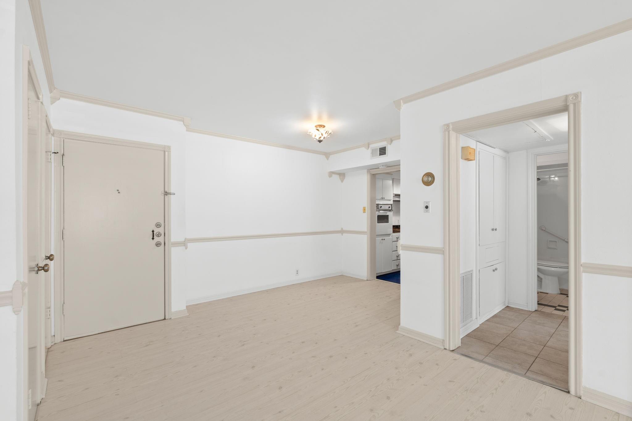 2601 Bellefontaine Street #B105 — photo