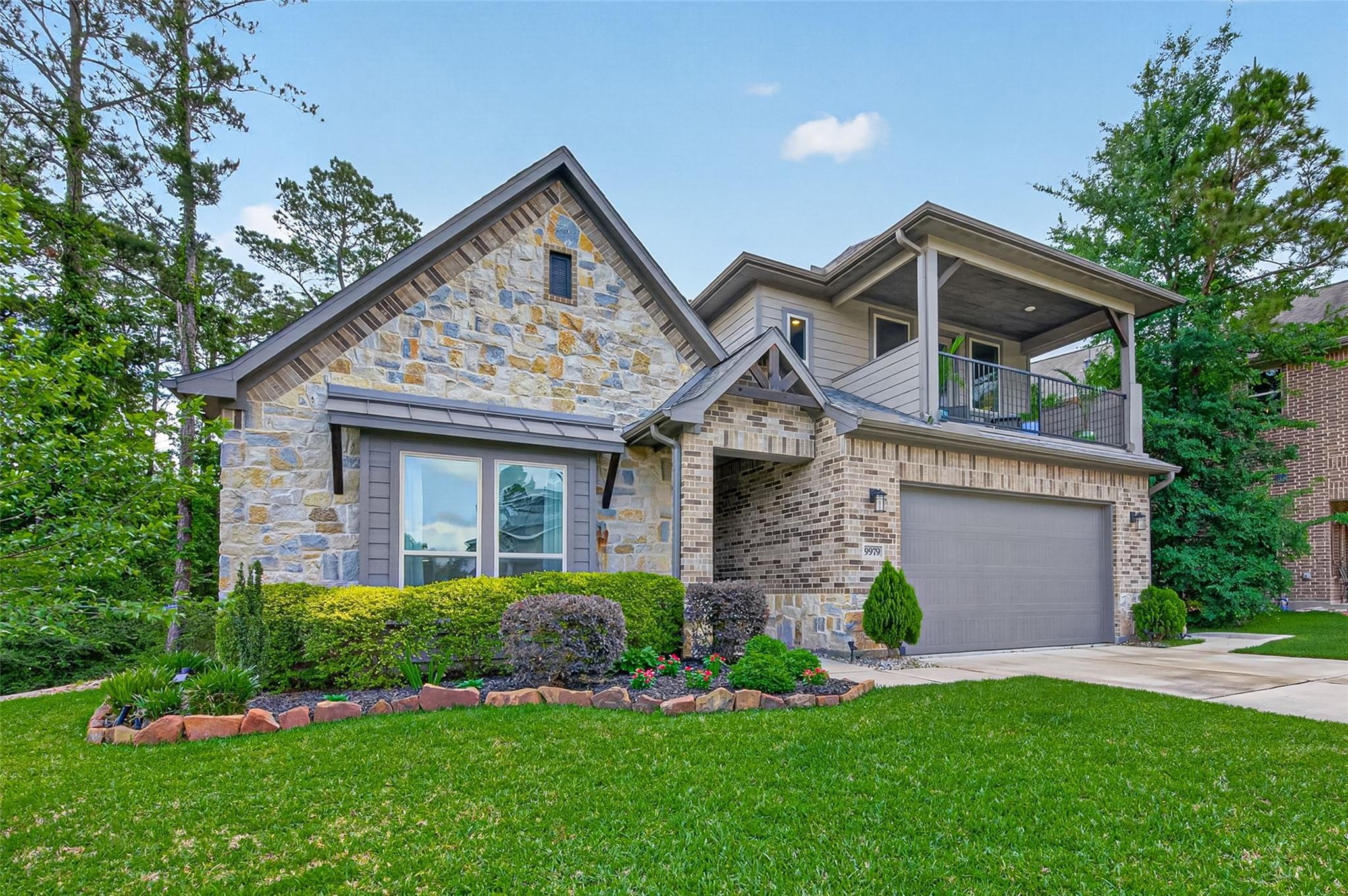 9979 Pebble Glen Drive — photo