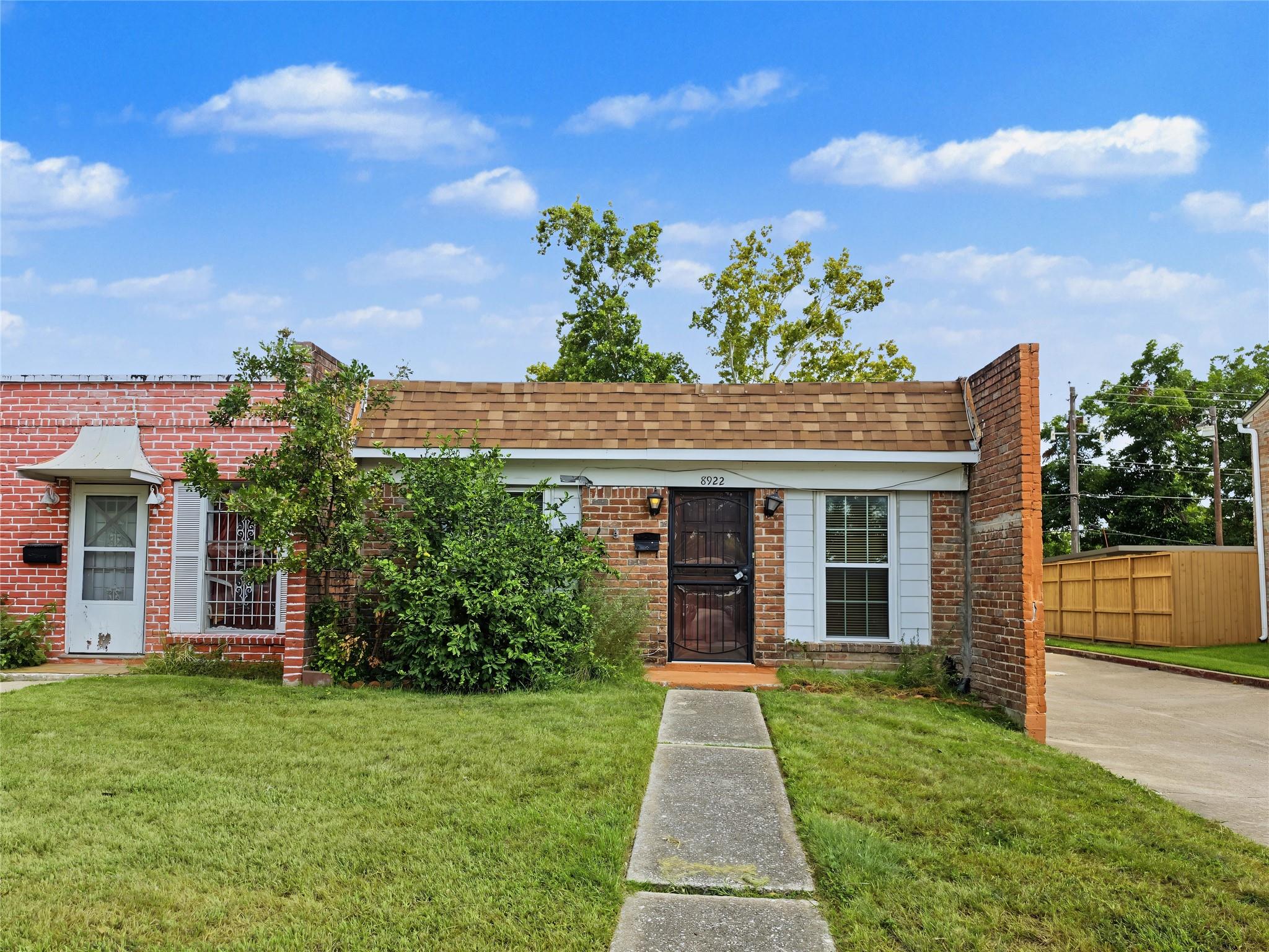 8922 Kempwood Drive — photo