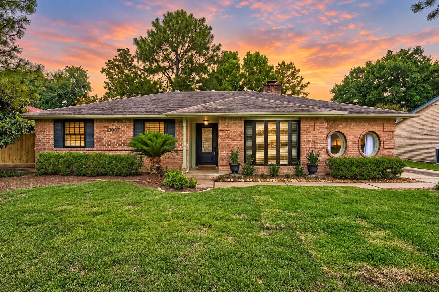 11007 Ensbrook Drive — photo