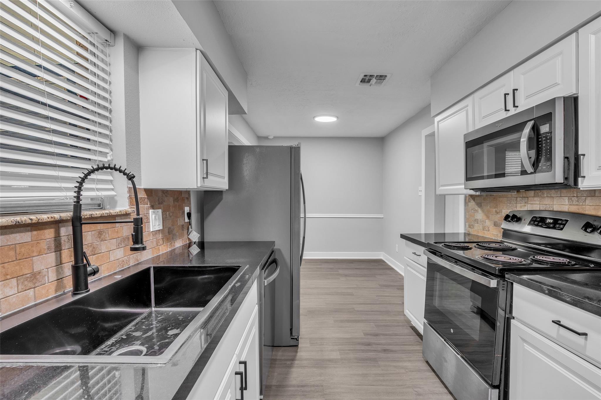 12331 Flushing Meadows Drive — photo