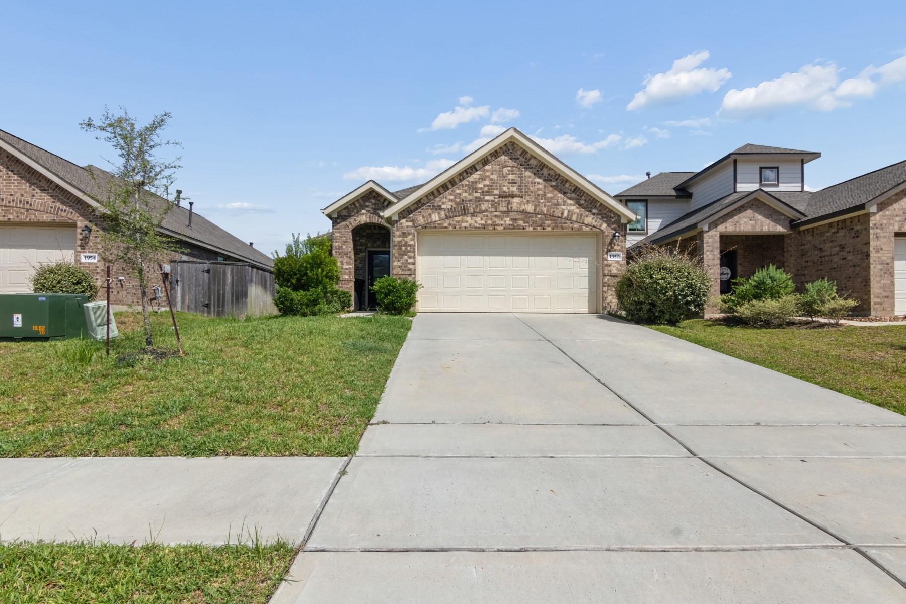1950 Barrett Gables Drive — photo