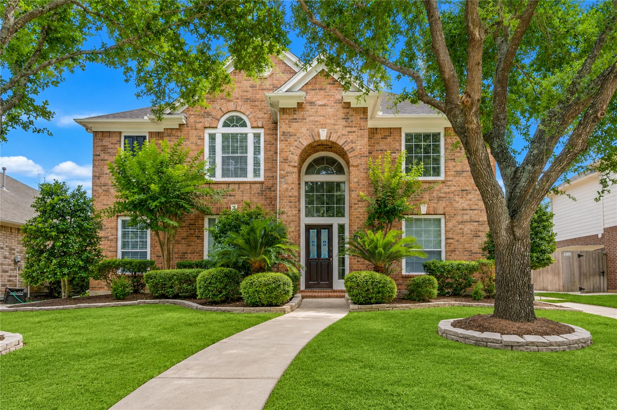 4426 Desert Cliff Court — photo