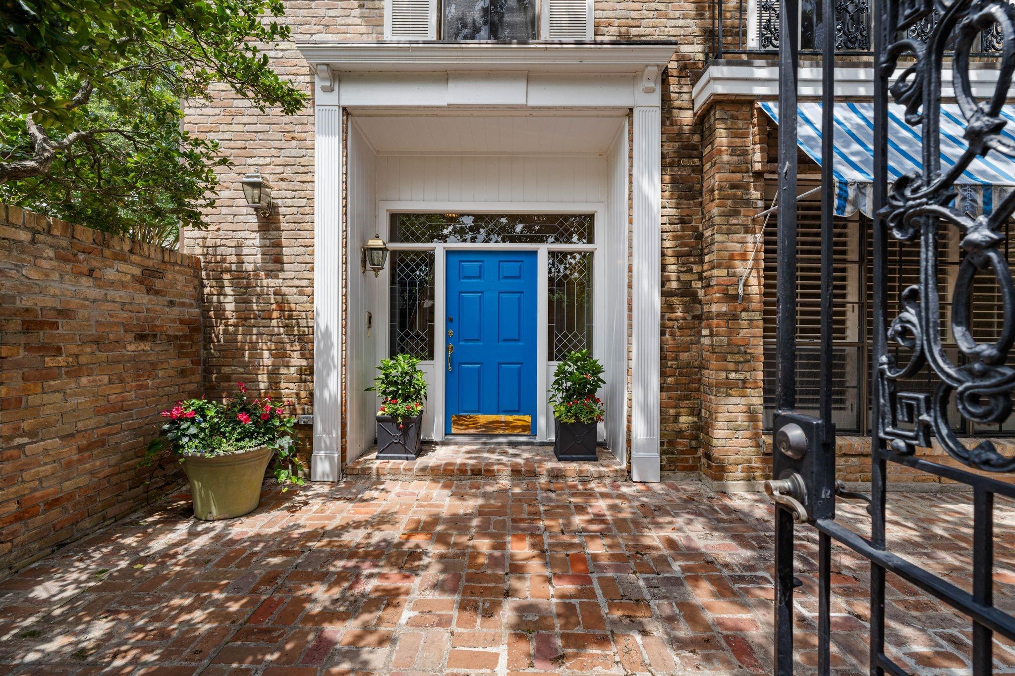 4876 Post Oak Timber Drive — photo